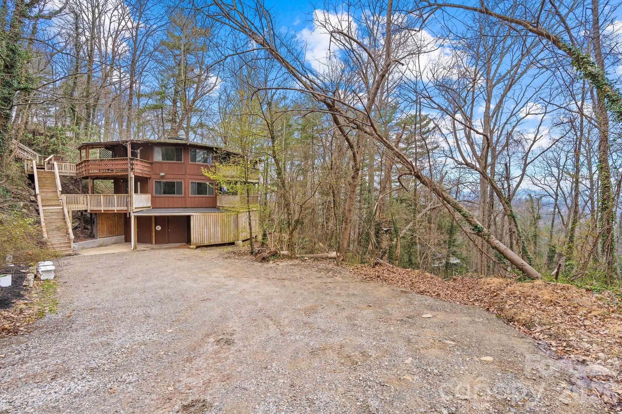 355 Sunset Drive — Asheville
