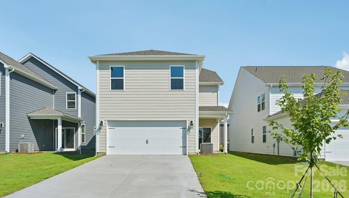 9315 Carver Avenue — Huntersville