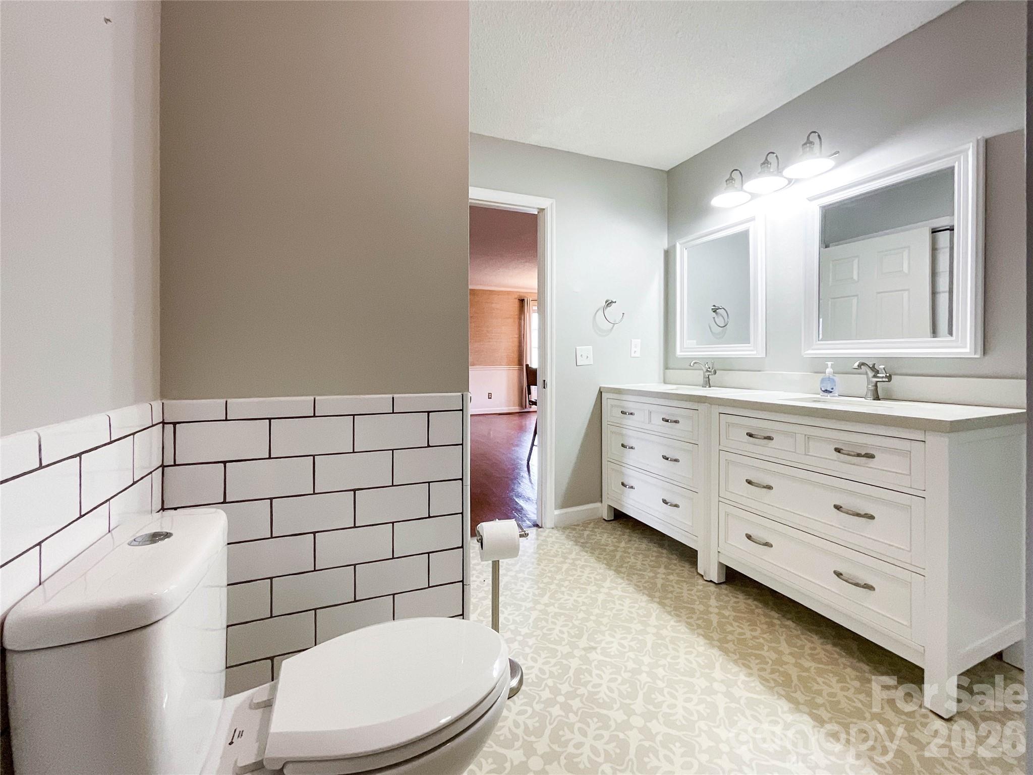 819 Triple Creek Road — Mount Croghan