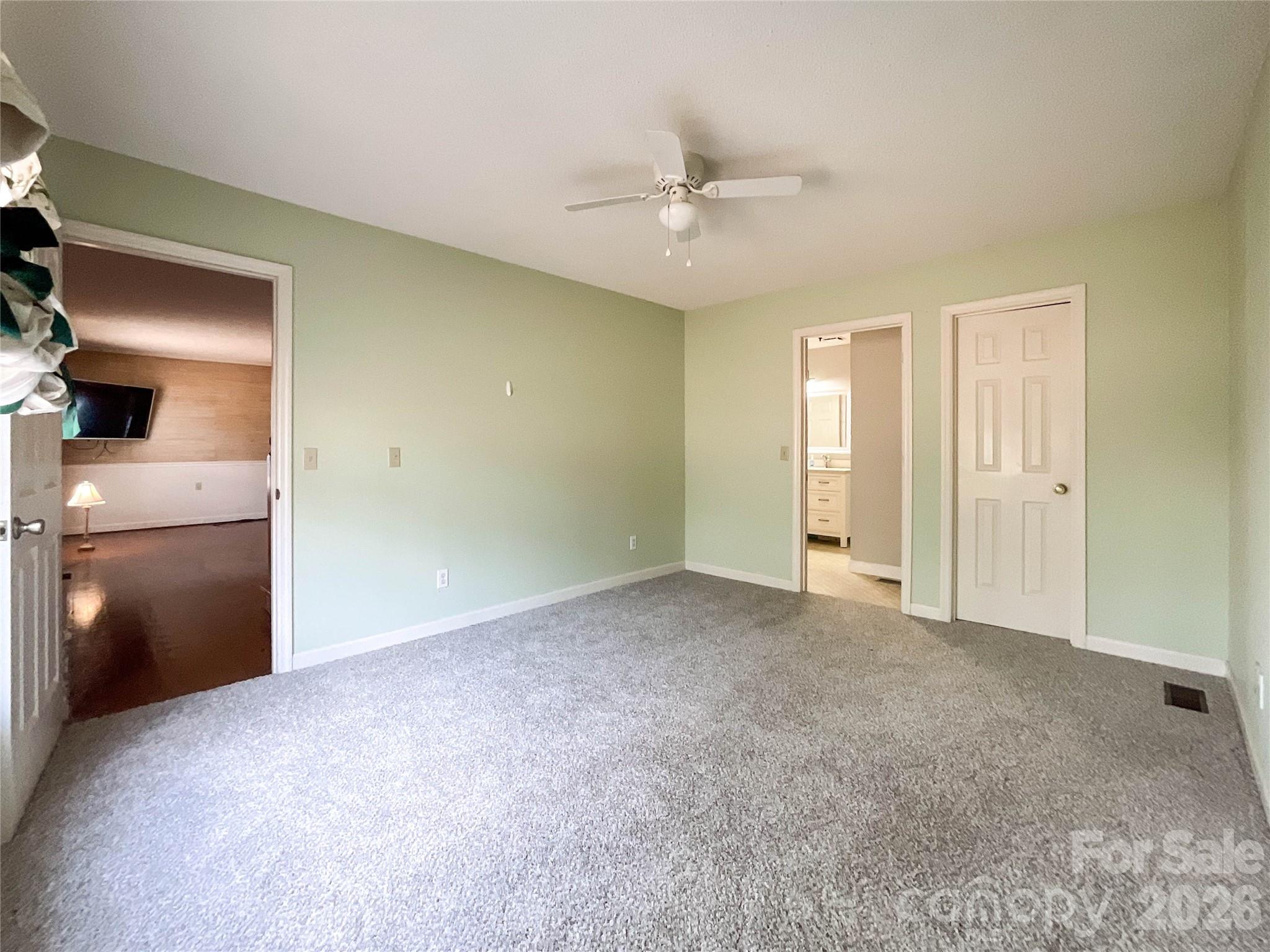 819 Triple Creek Road — Mount Croghan