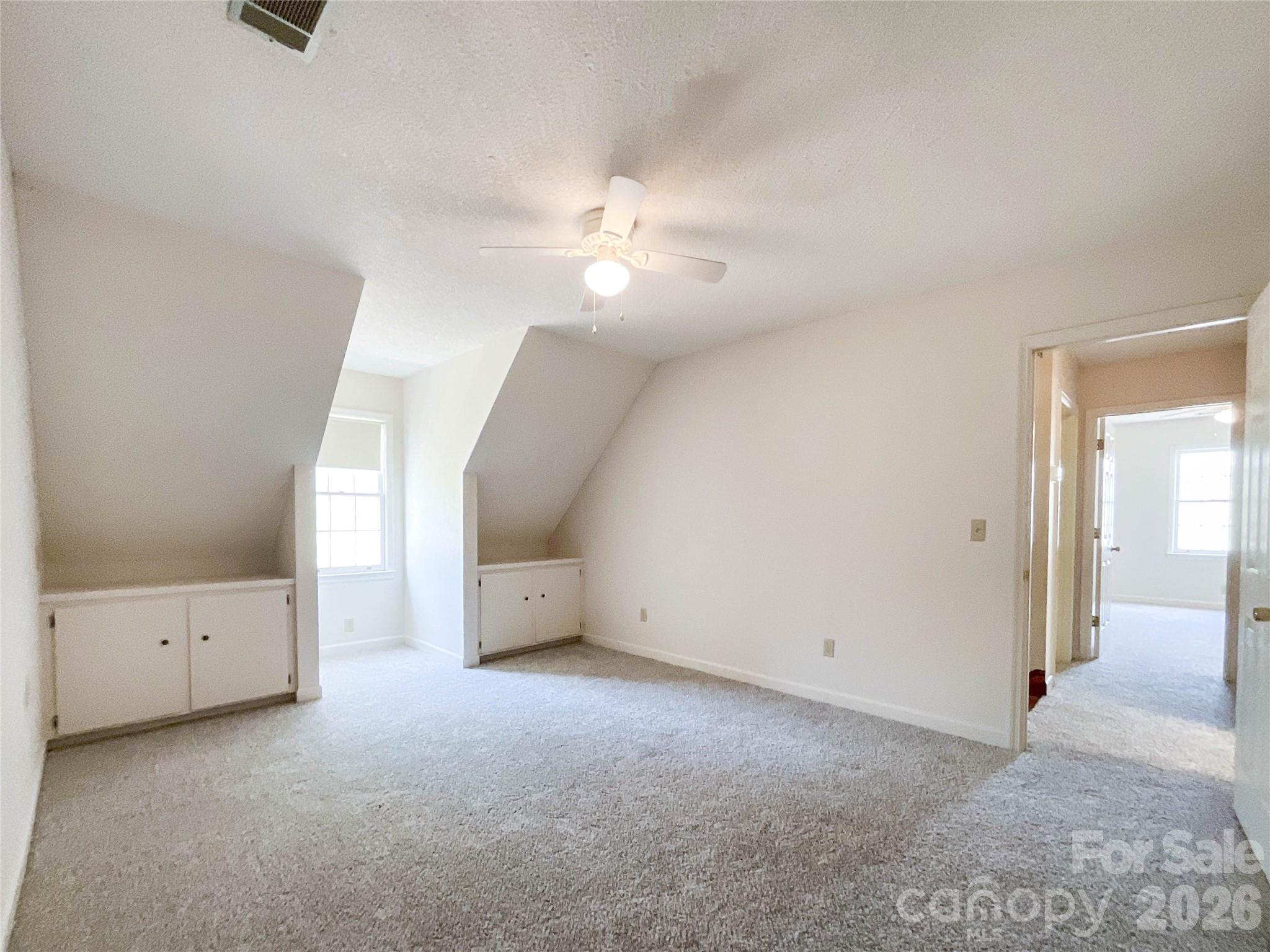 819 Triple Creek Road — Mount Croghan