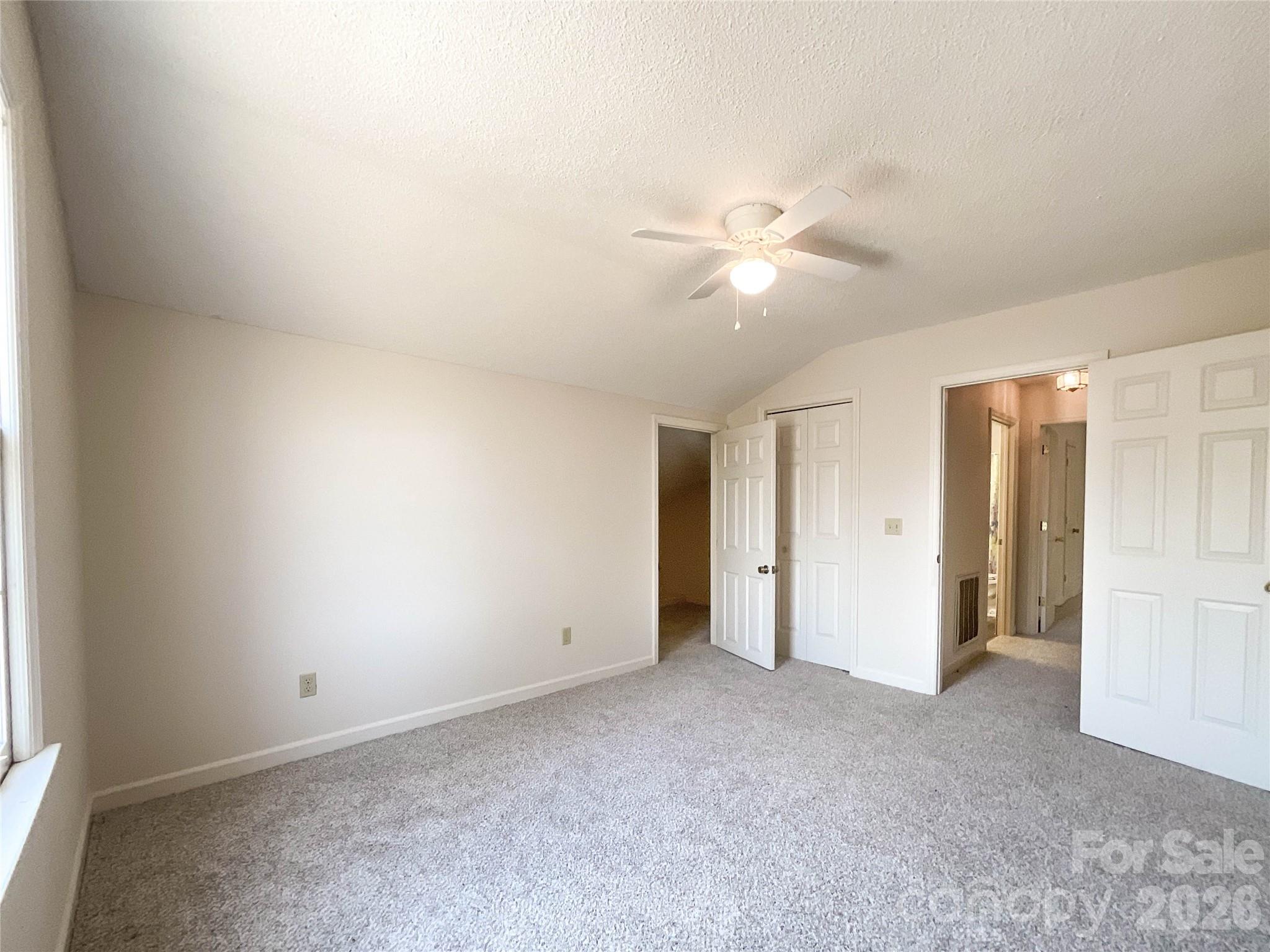 819 Triple Creek Road — Mount Croghan