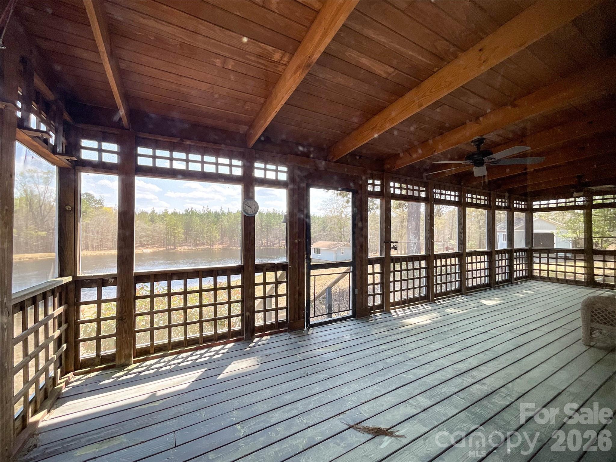 819 Triple Creek Road — Mount Croghan