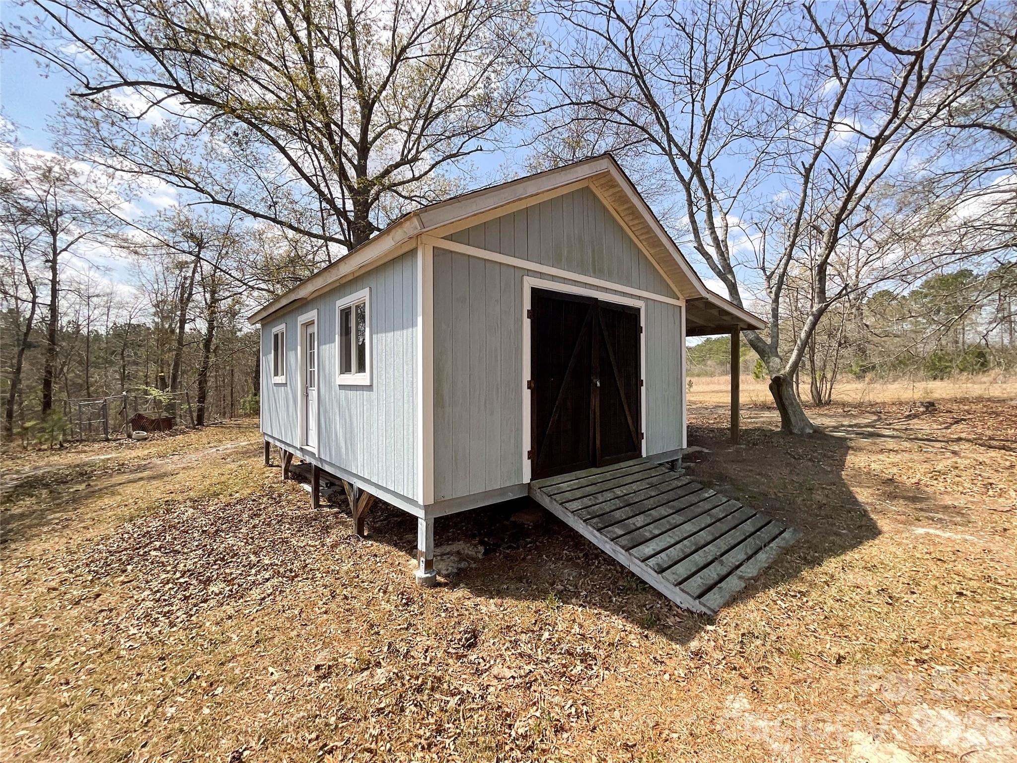 819 Triple Creek Road — Mount Croghan