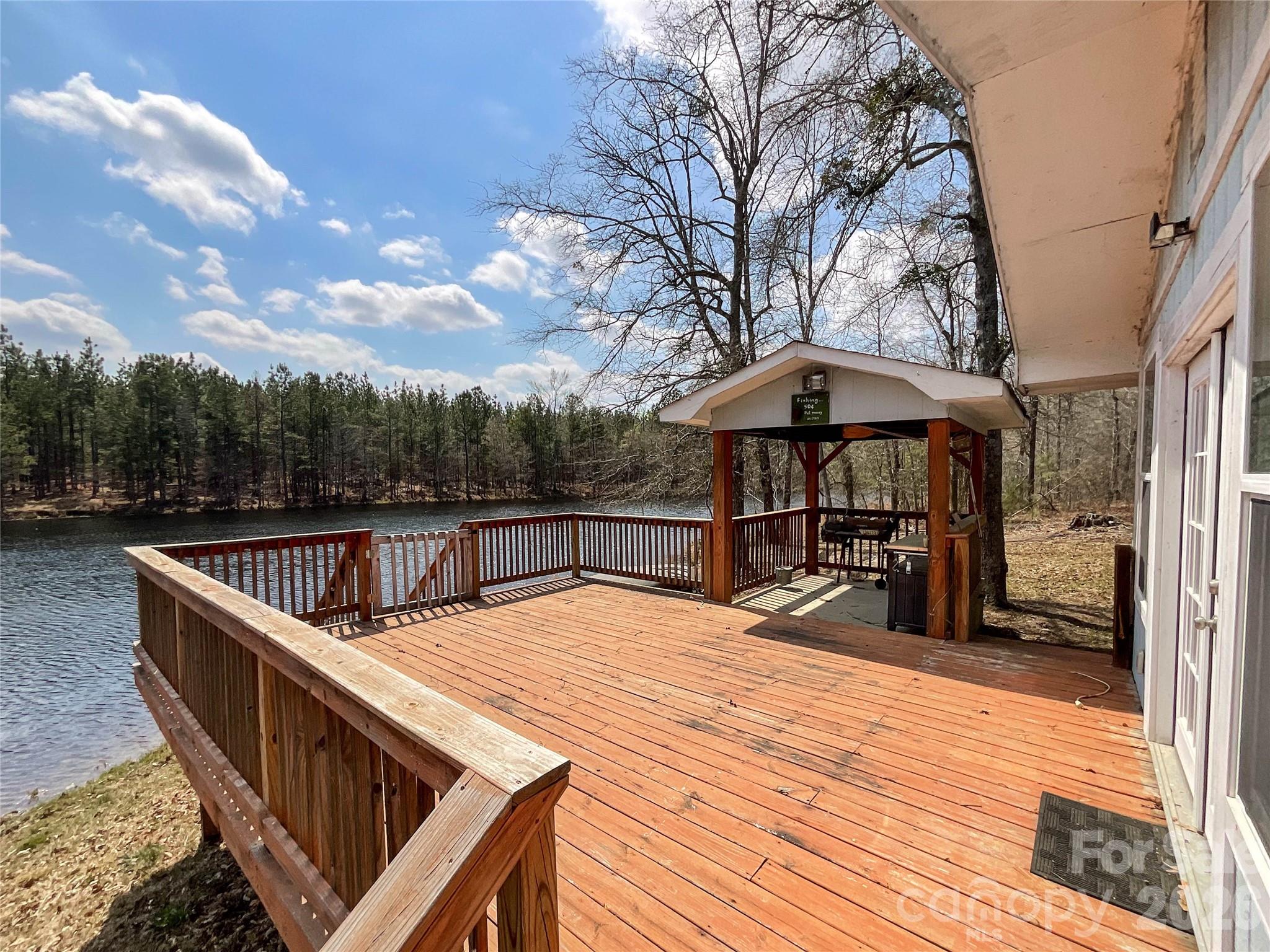 819 Triple Creek Road — Mount Croghan