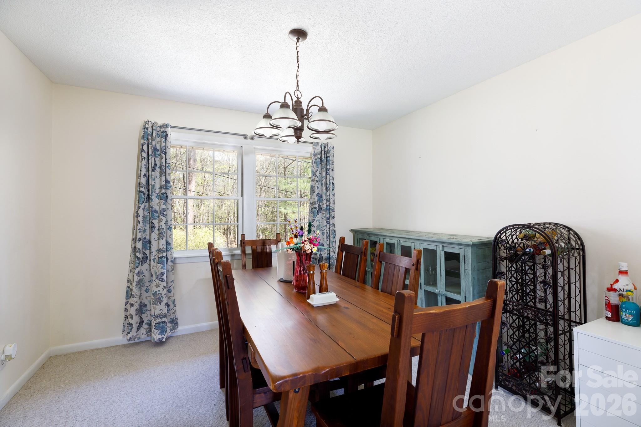 300 Carlisle Avenue — Winnsboro