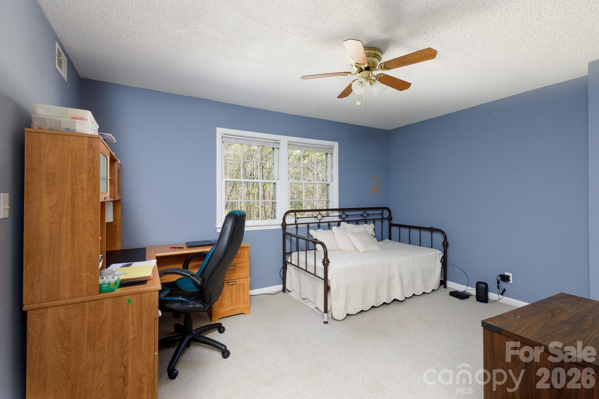 300 Carlisle Avenue — Winnsboro