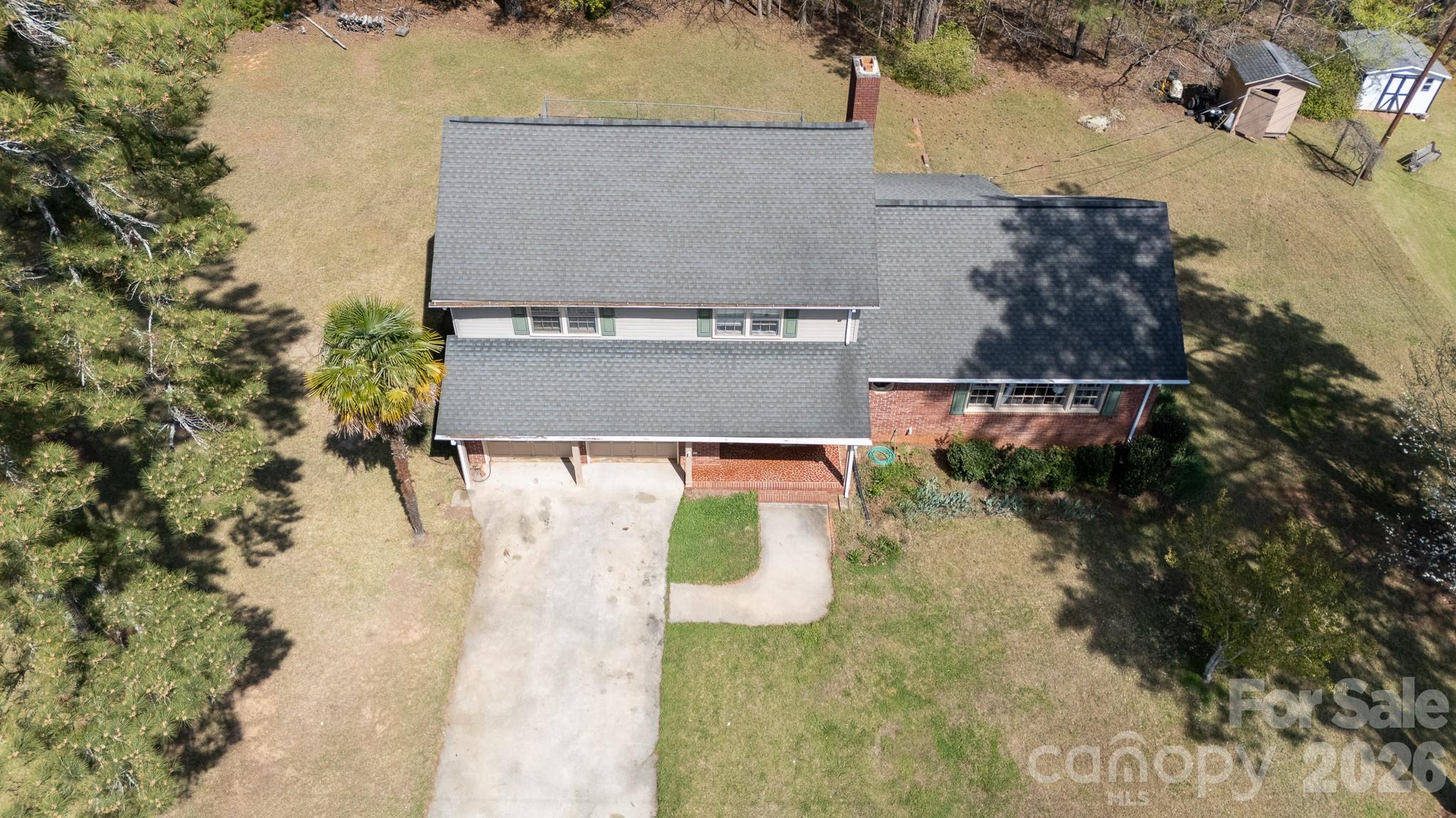 300 Carlisle Avenue — Winnsboro
