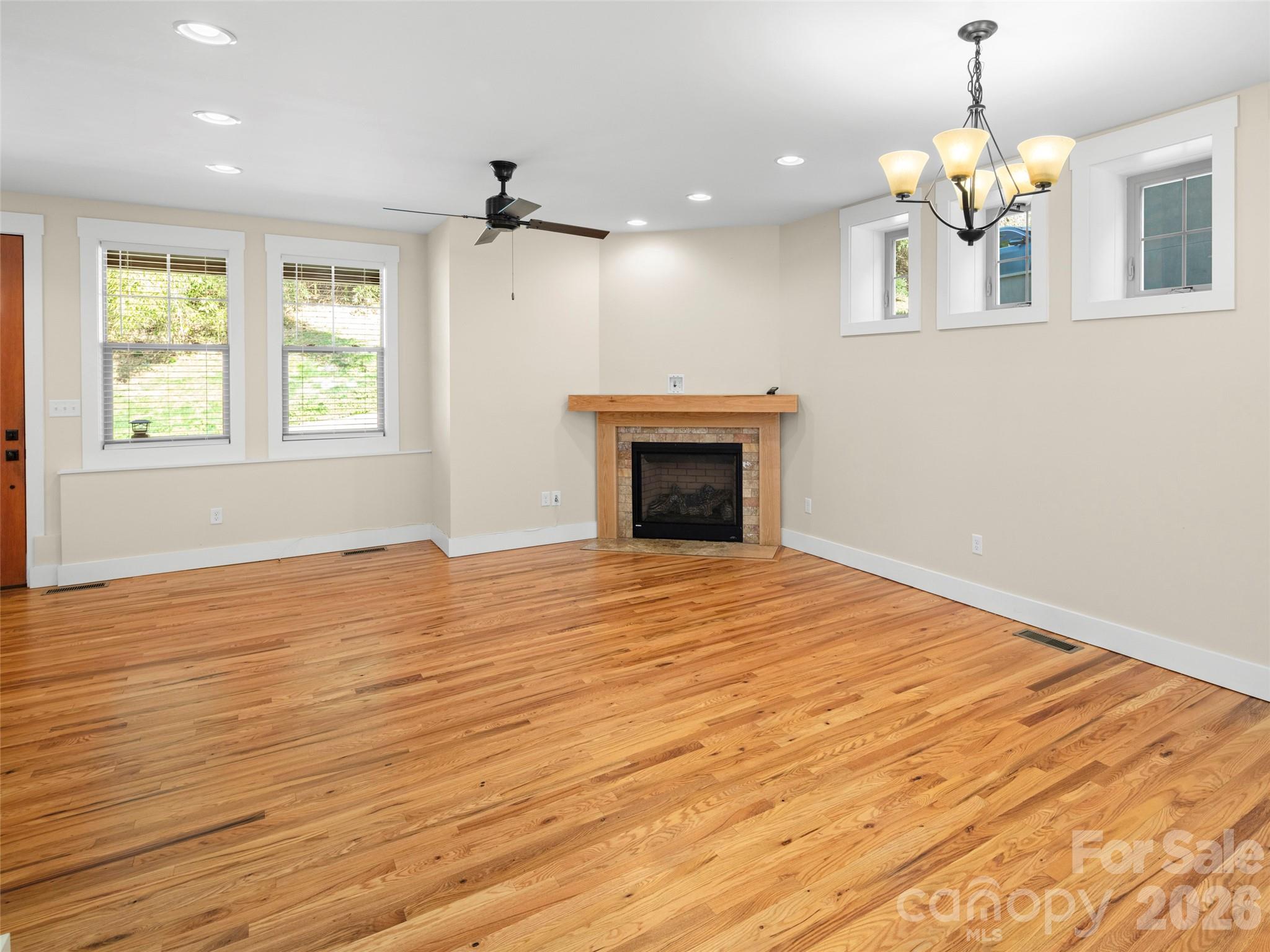 29 Shady Park Lane — Asheville