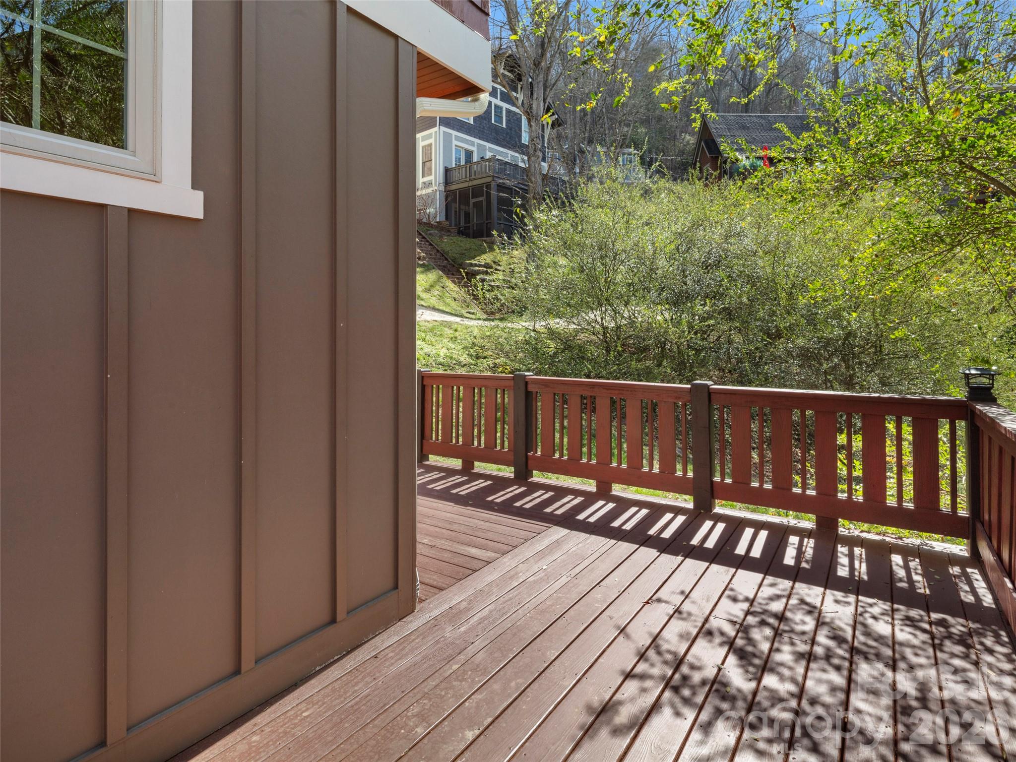 29 Shady Park Lane — Asheville
