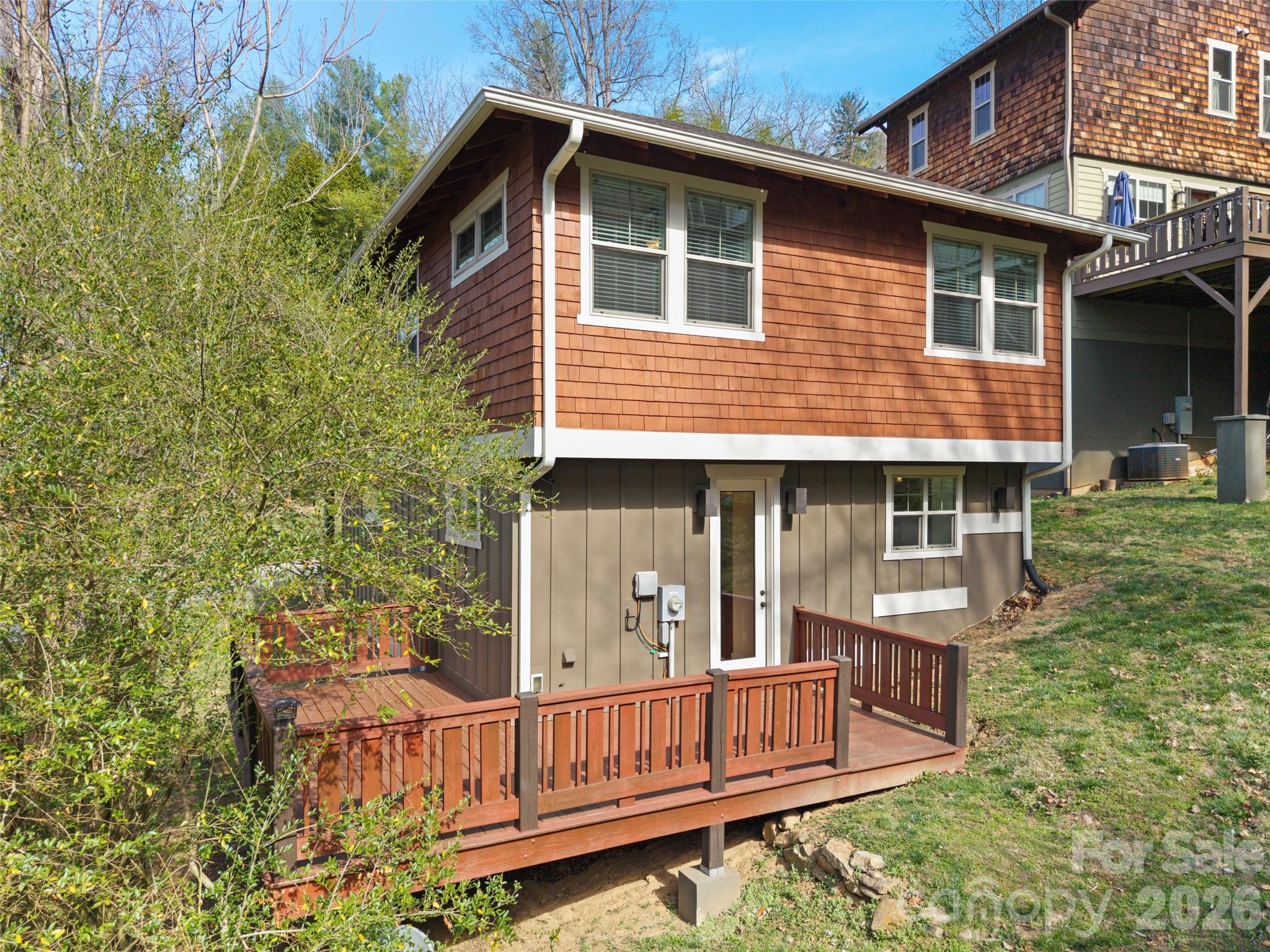 29 Shady Park Lane — Asheville