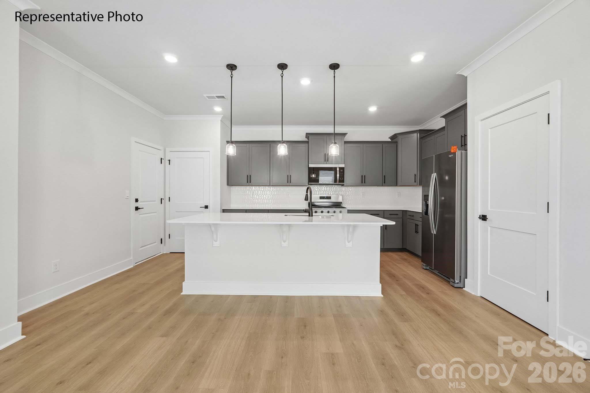 9319 Carver Avenue — Huntersville