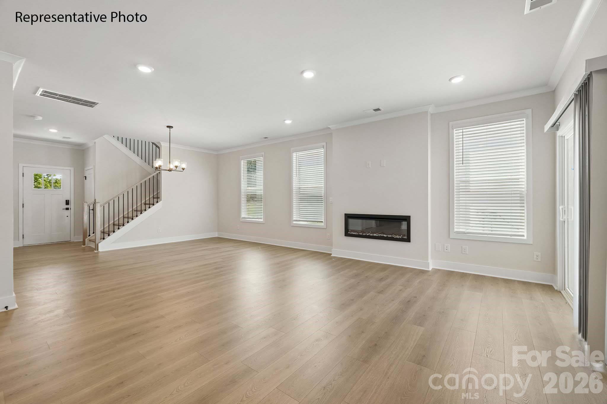 9319 Carver Avenue — Huntersville