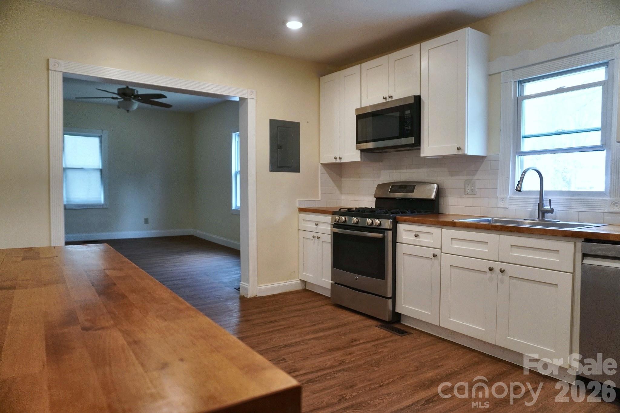 415 E Georgia Avenue — Bessemer City