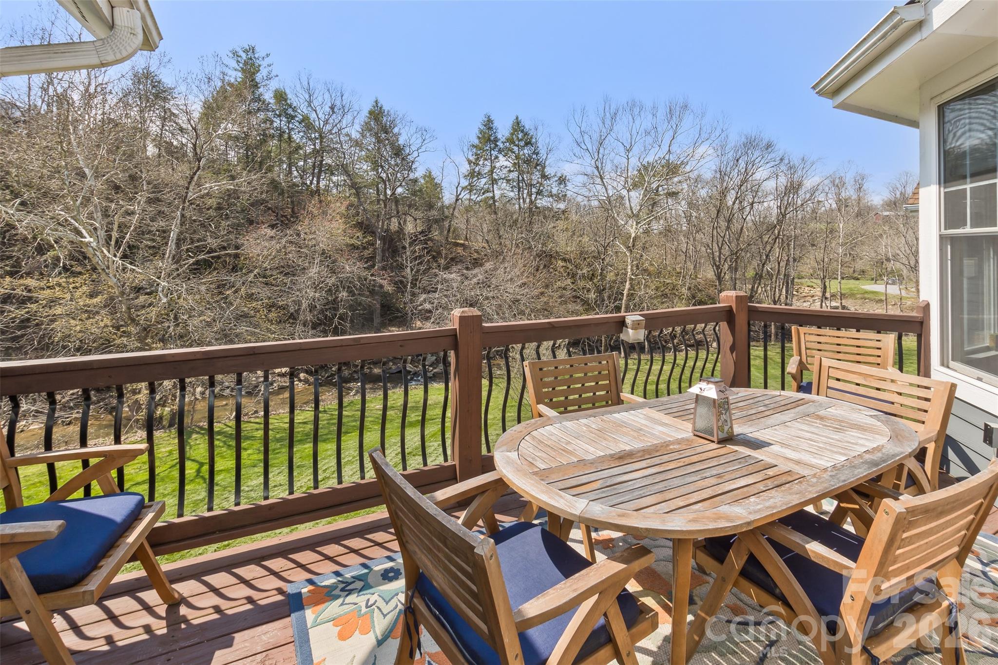 37 Creekside View Drive — Asheville