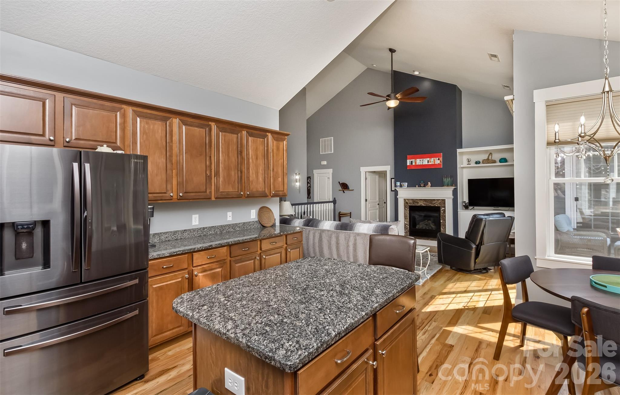 37 Creekside View Drive — Asheville