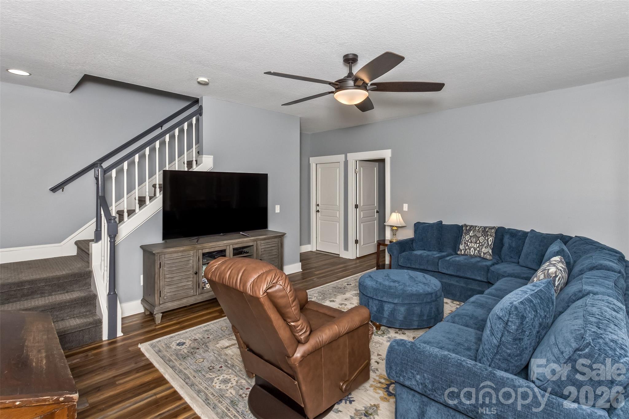 37 Creekside View Drive — Asheville