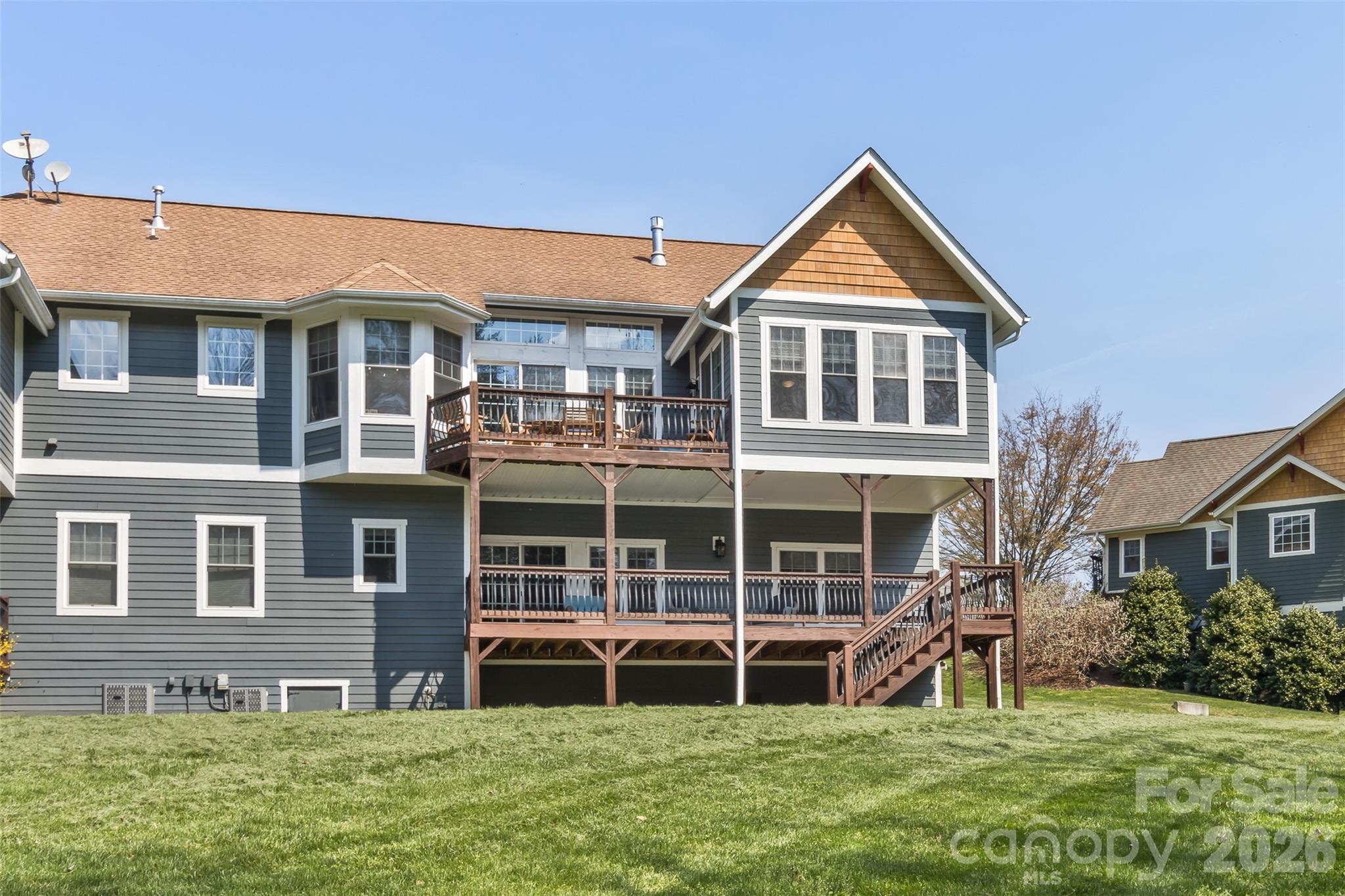 37 Creekside View Drive — Asheville