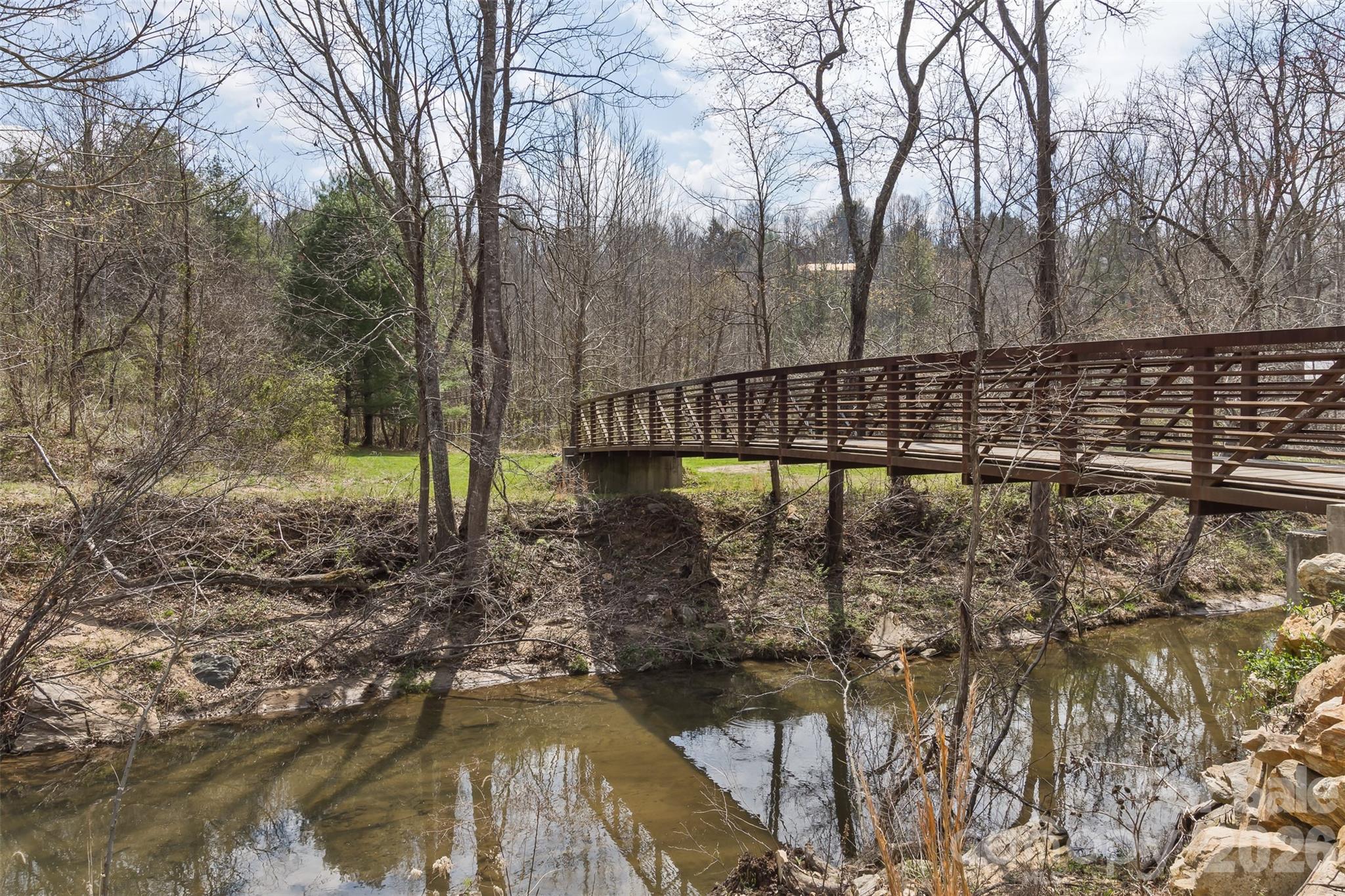 37 Creekside View Drive — Asheville