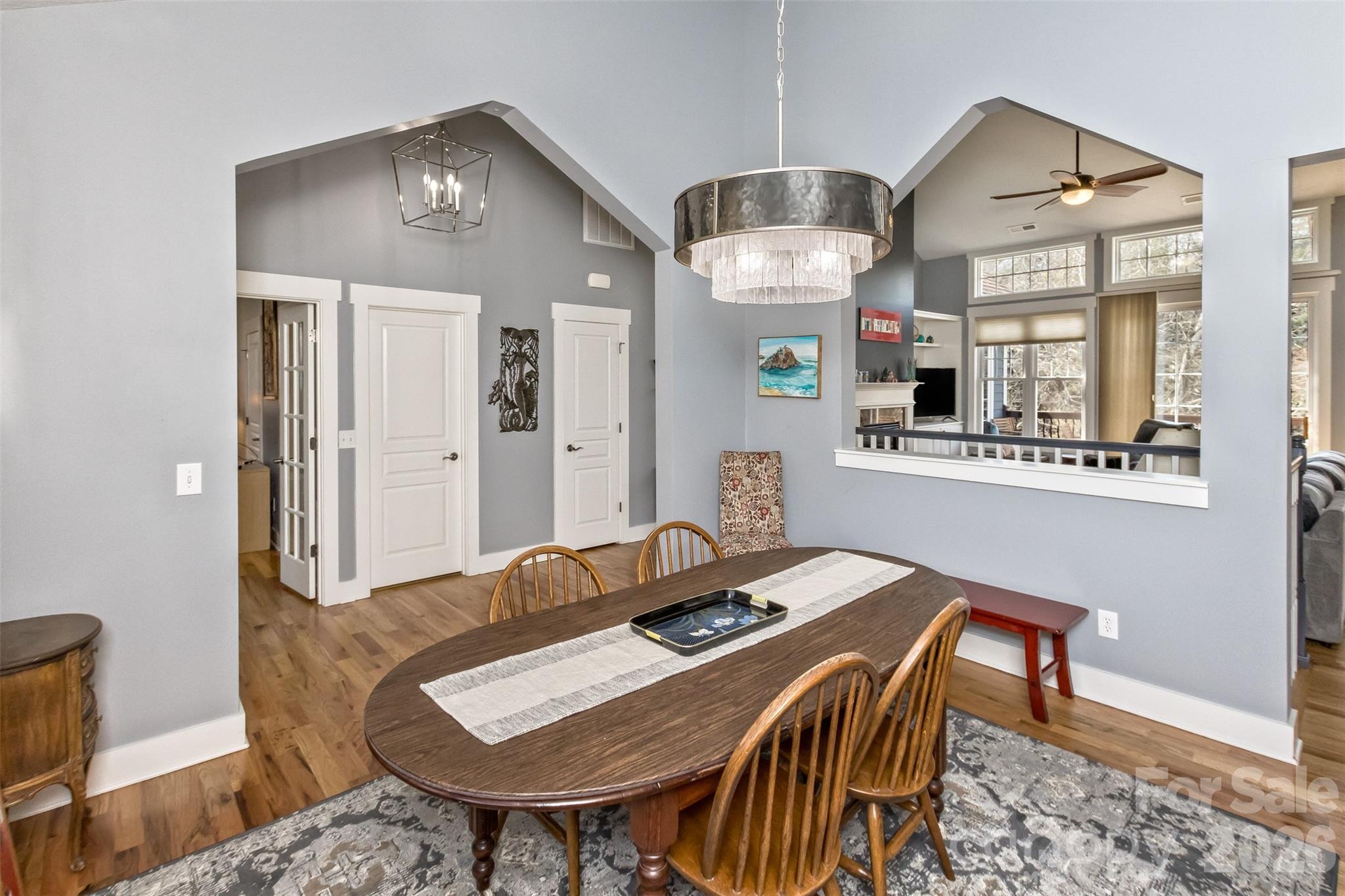 37 Creekside View Drive — Asheville