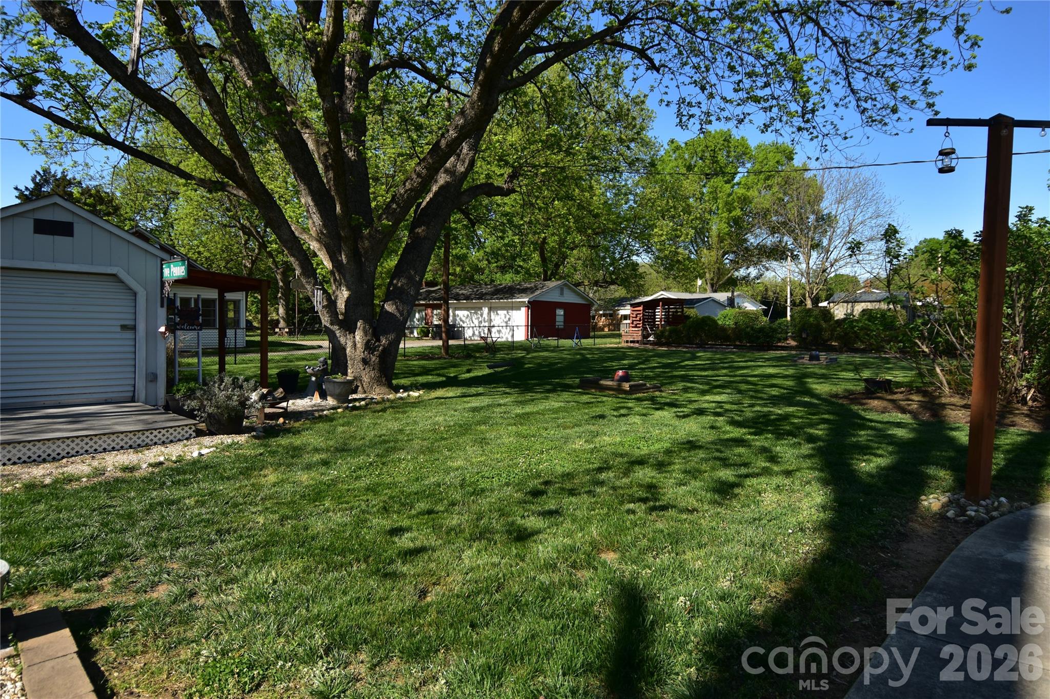 202 Mount Holly Huntersville Road — Huntersville