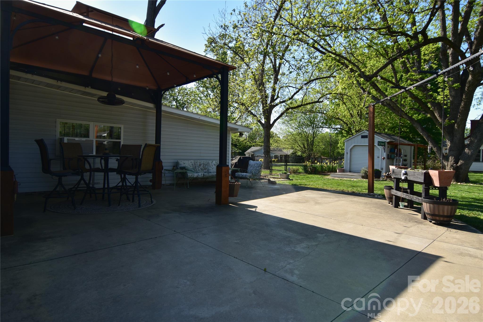 202 Mount Holly Huntersville Road — Huntersville