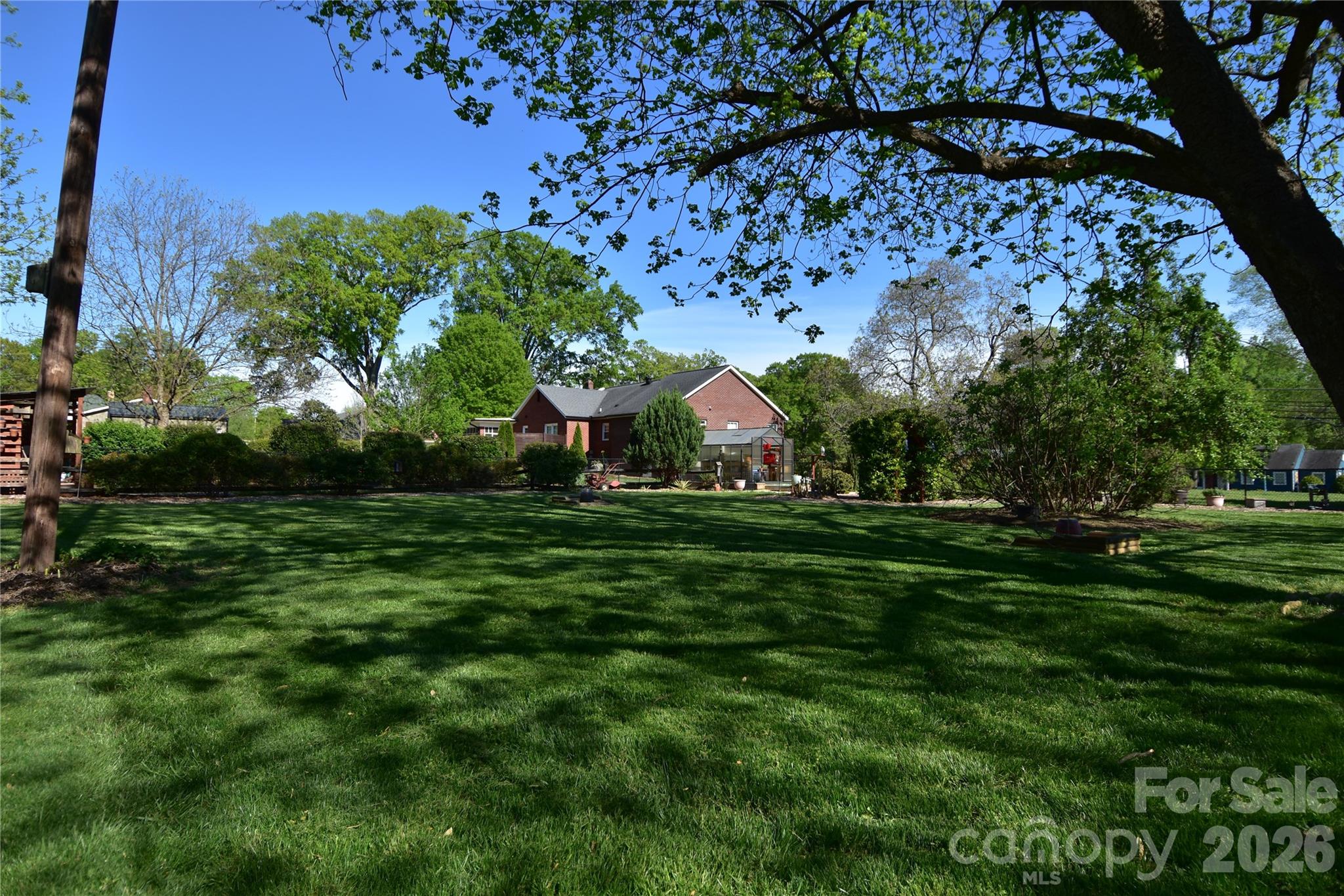 202 Mount Holly Huntersville Road — Huntersville