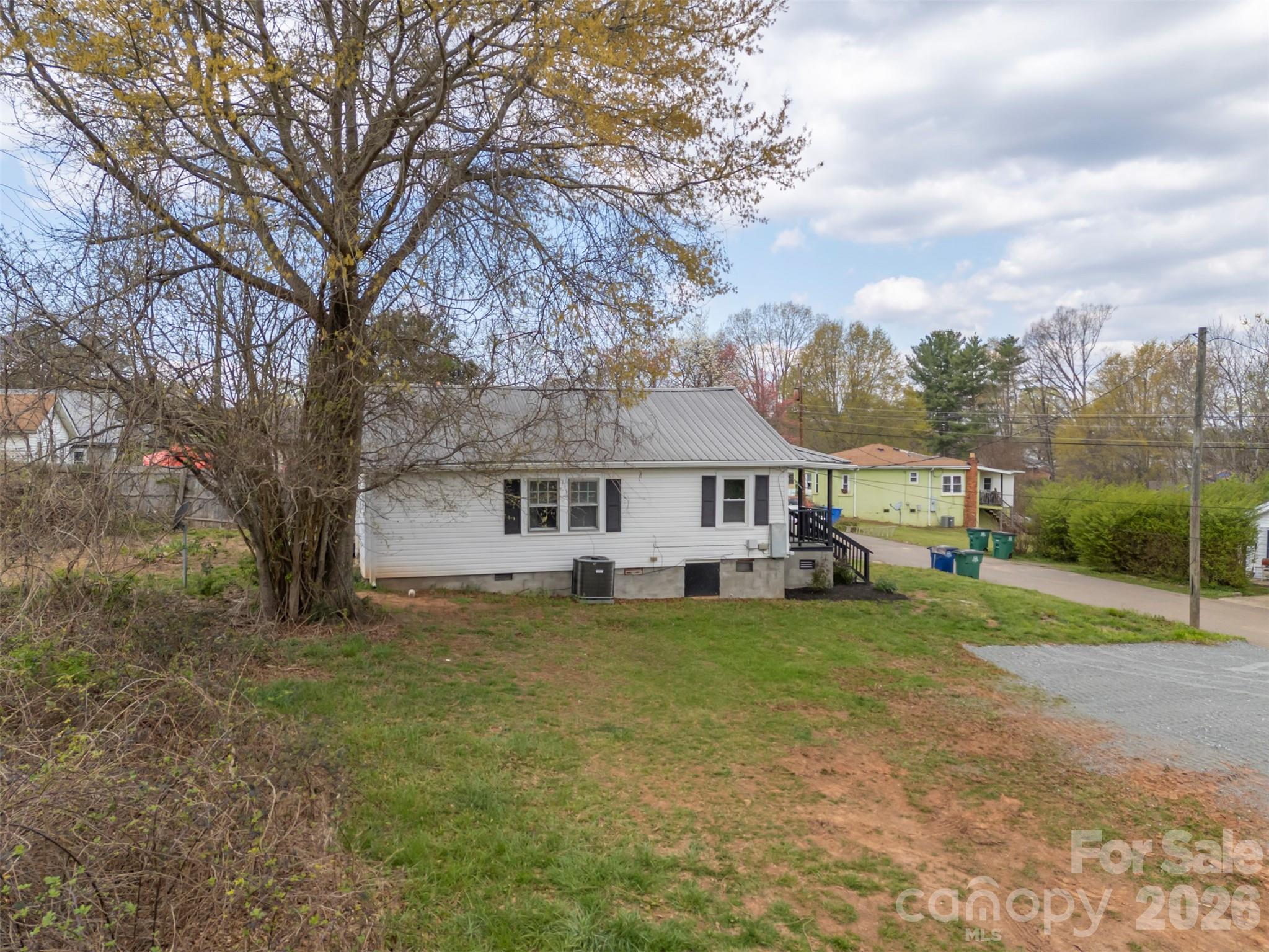 162 E Miller Street — Spindale
