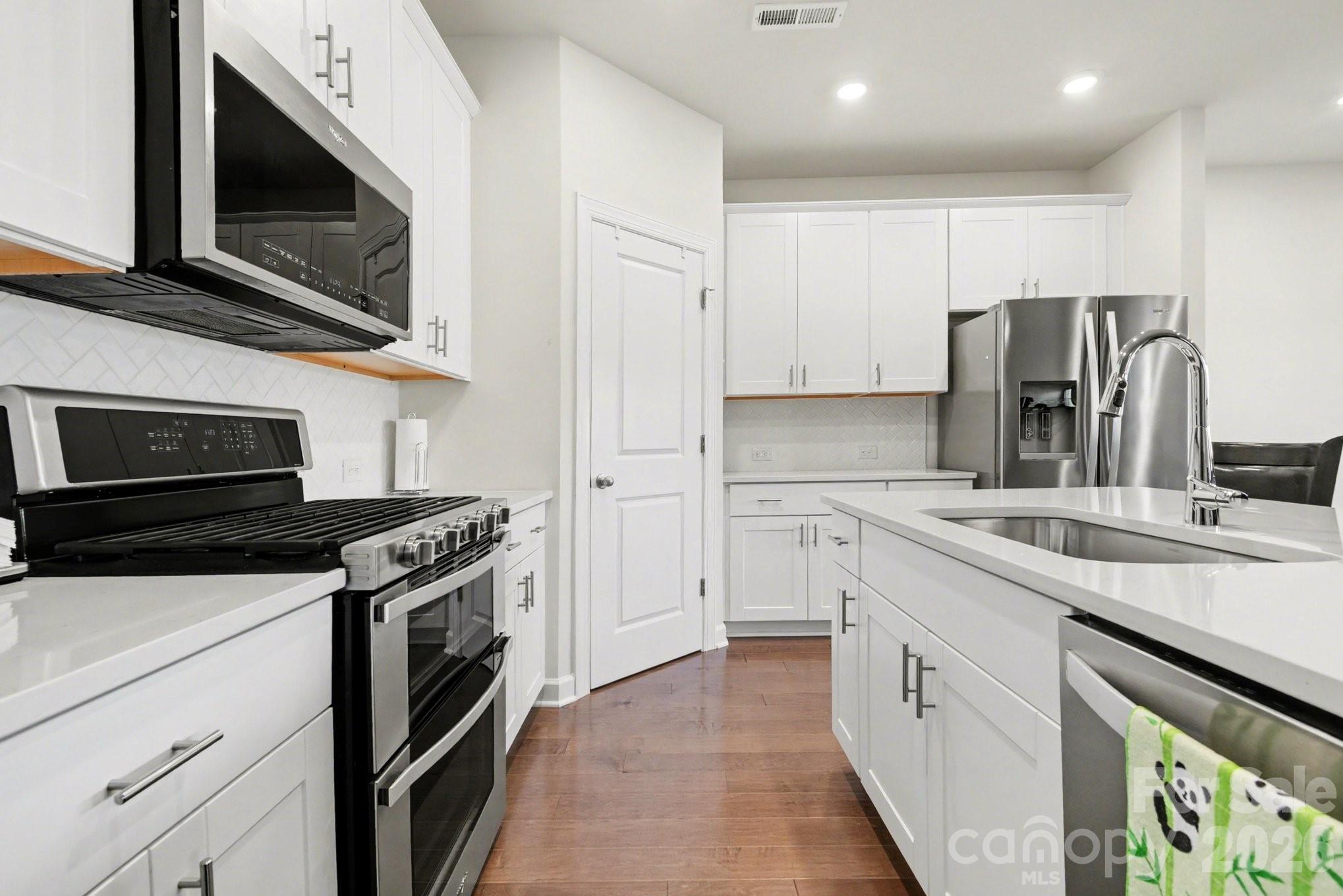 11416 Solstice Way — Huntersville