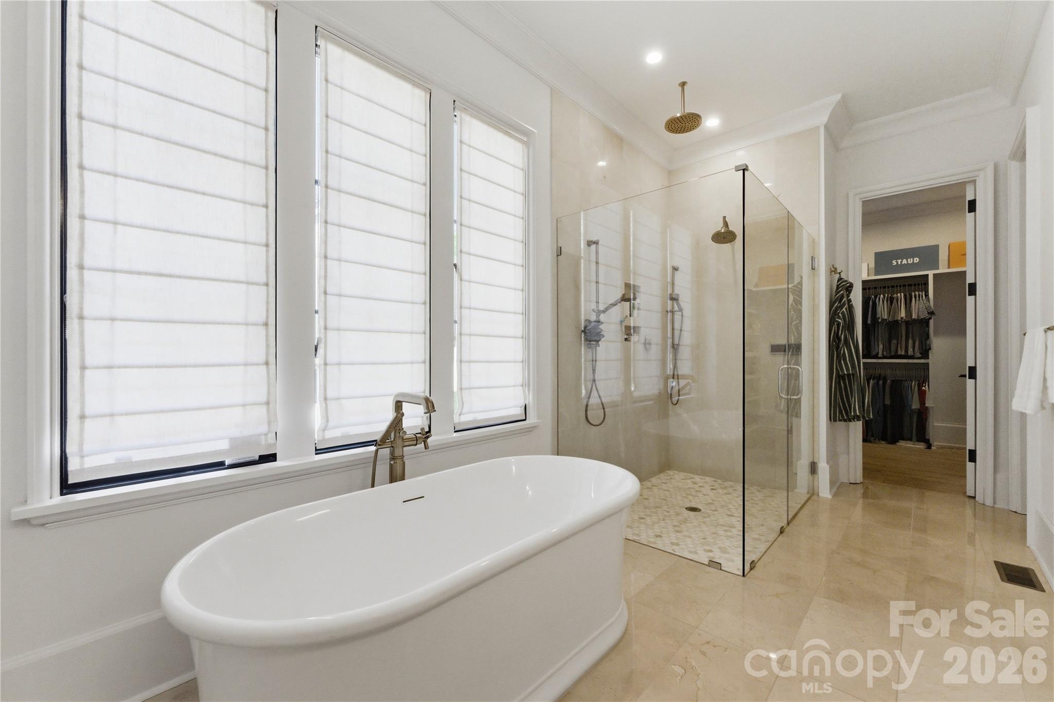 7005 Chateau Bordeaux Lane — Charlotte