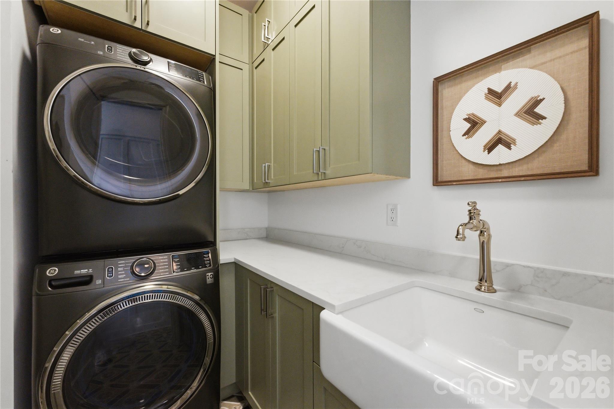 7005 Chateau Bordeaux Lane — Charlotte