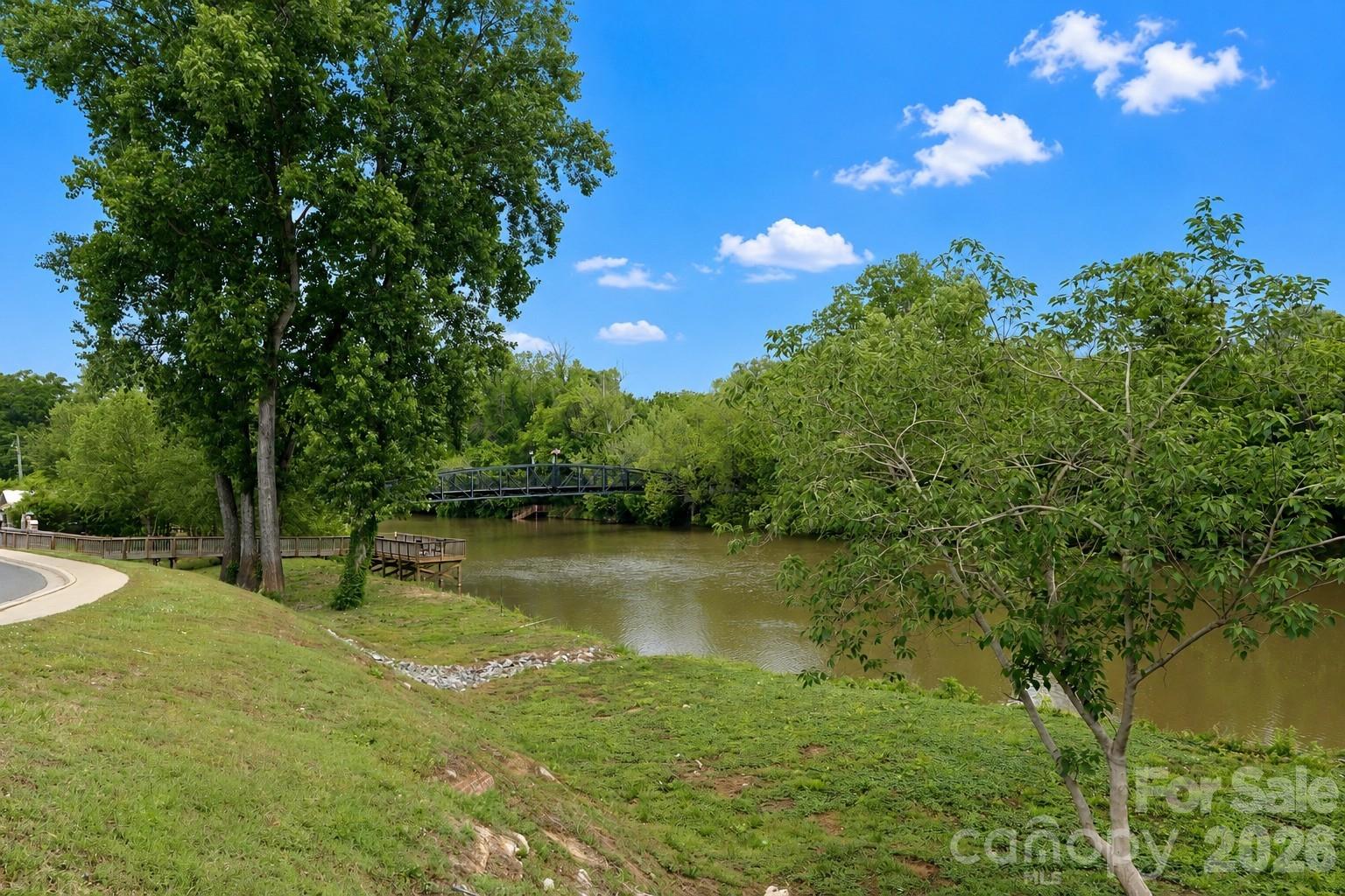 104 Meyers Ridge Road — Cramerton