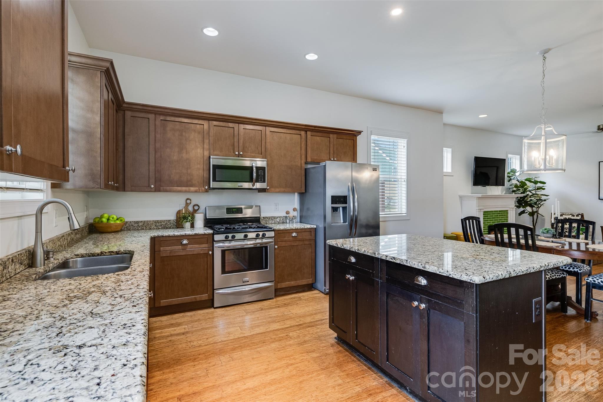 104 Meyers Ridge Road — Cramerton
