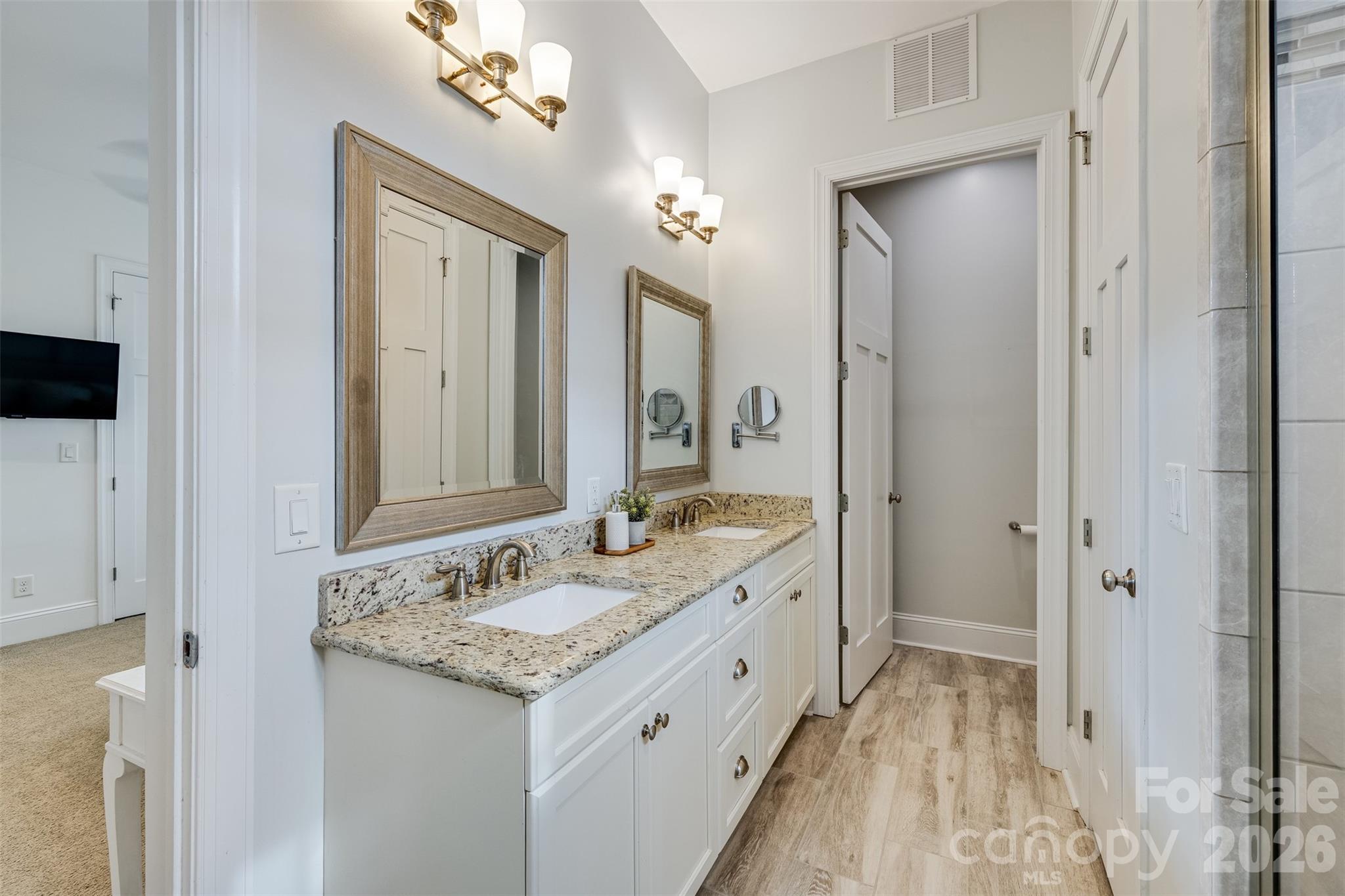 104 Meyers Ridge Road — Cramerton