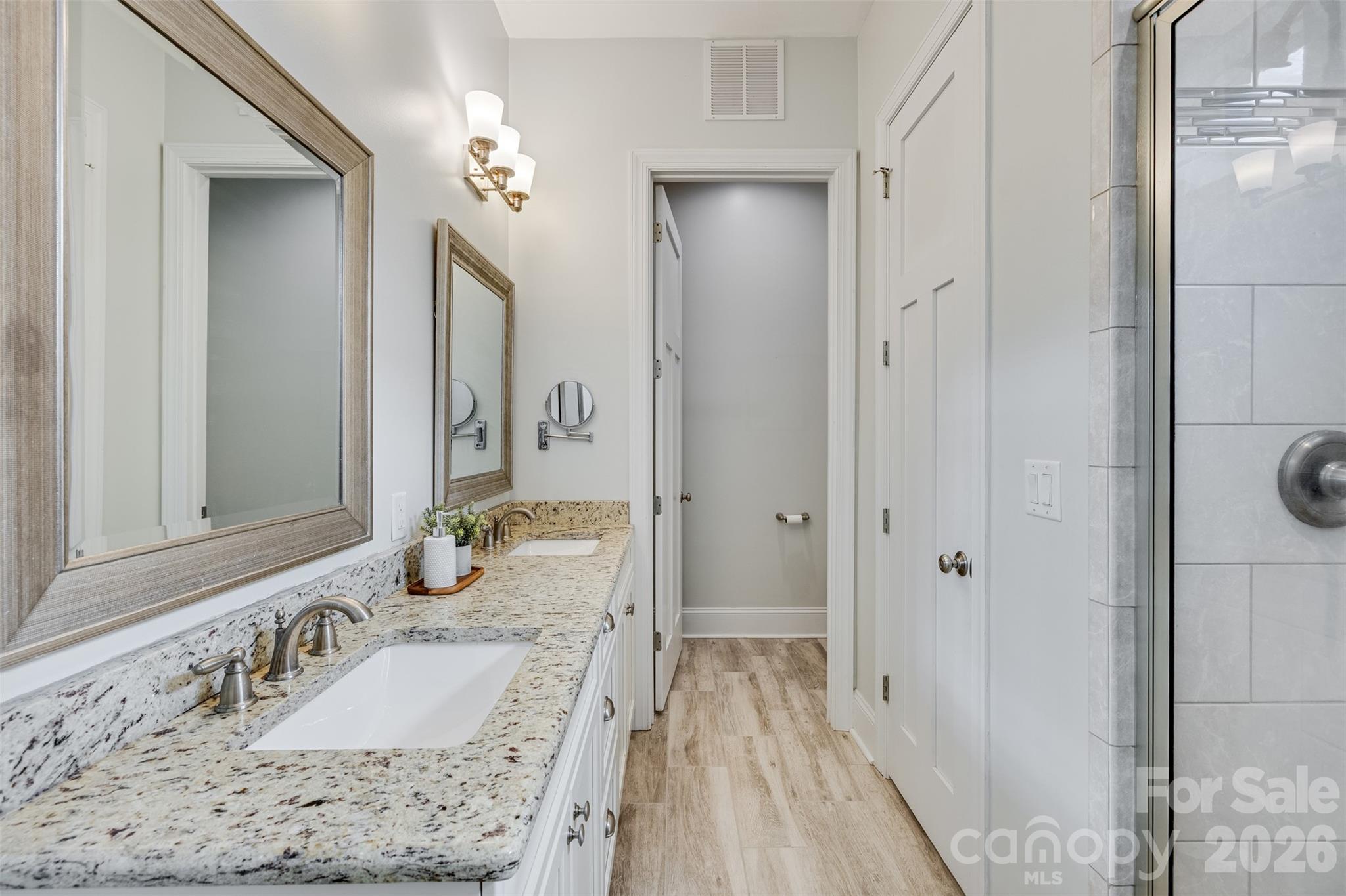 104 Meyers Ridge Road — Cramerton