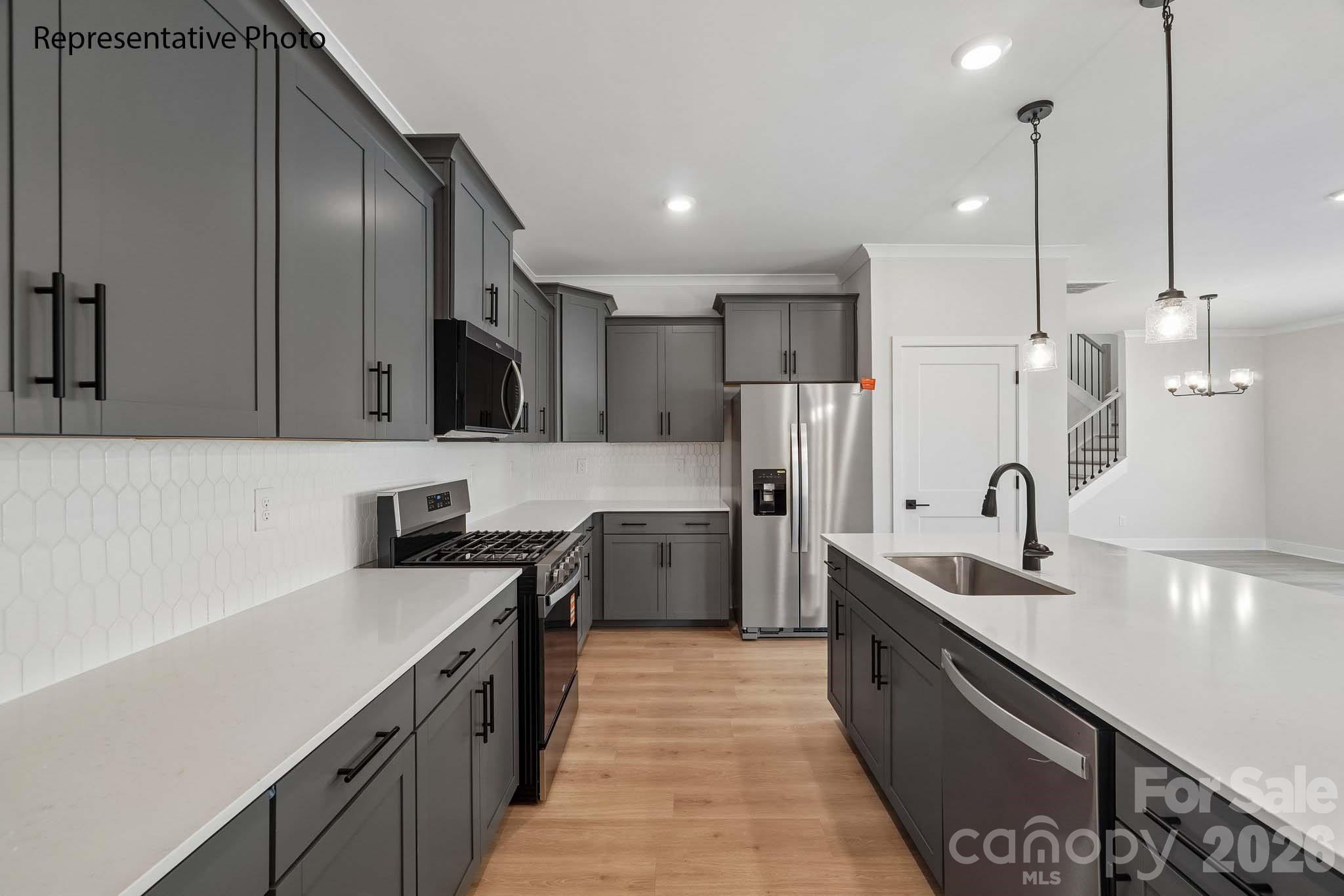 9332 Carver Avenue — Huntersville