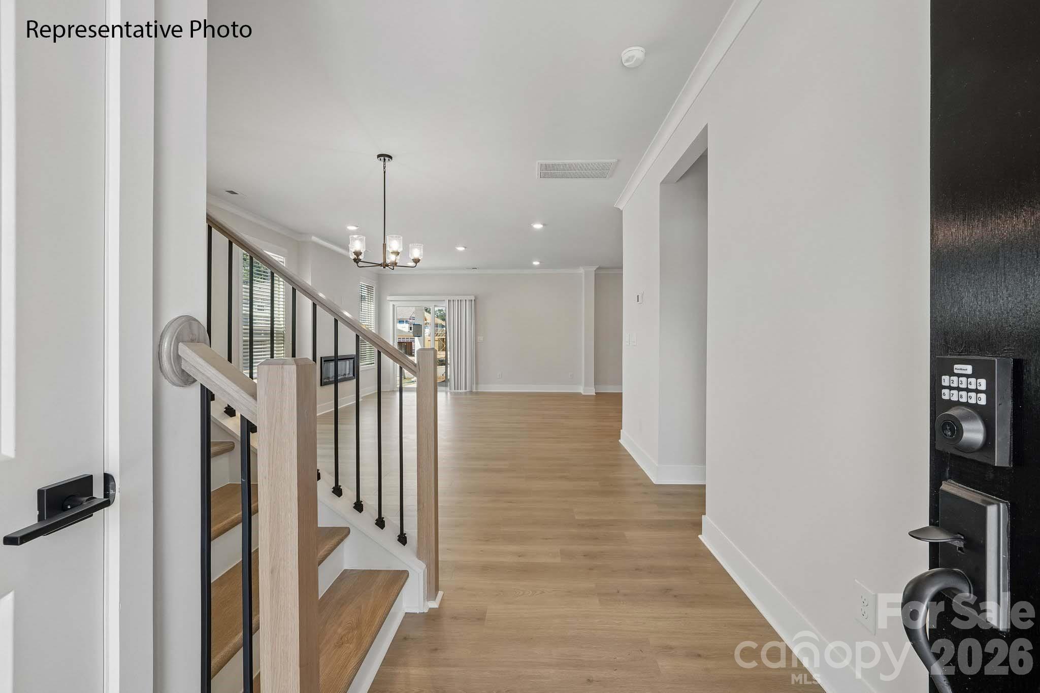 9332 Carver Avenue — Huntersville