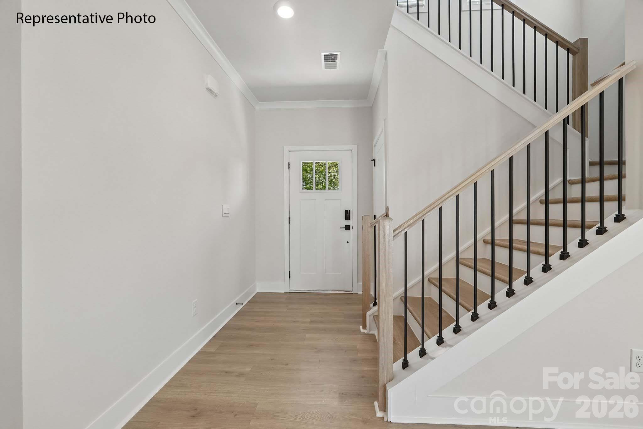 9332 Carver Avenue — Huntersville