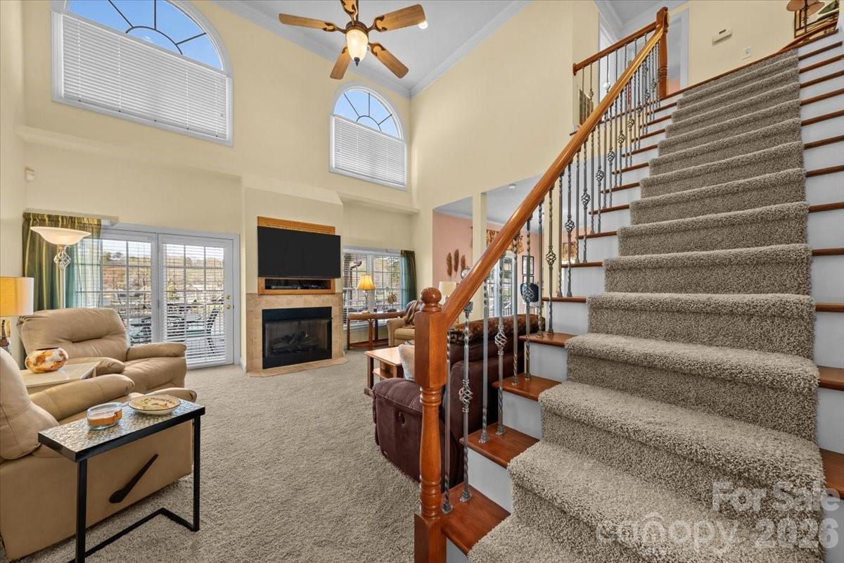 704 Shoreline Drive — New London