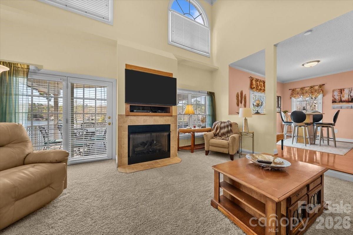 704 Shoreline Drive — New London