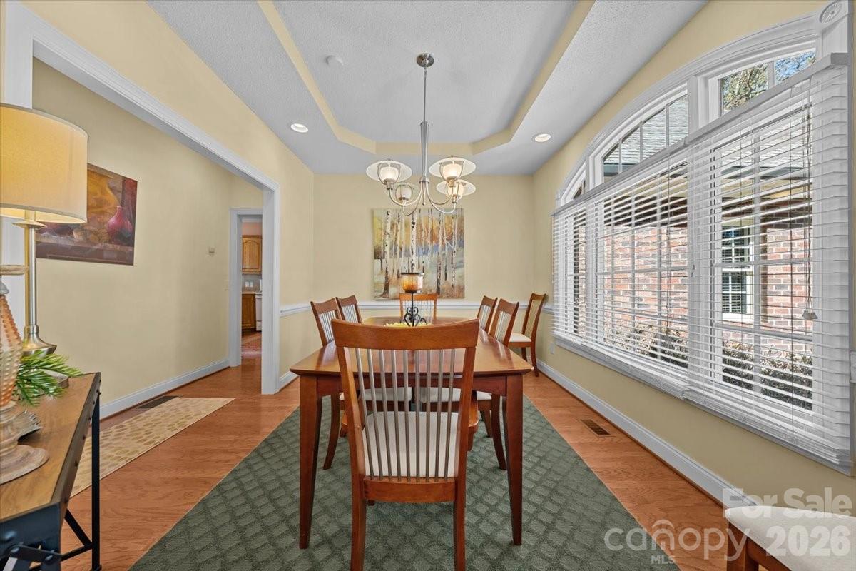 704 Shoreline Drive — New London