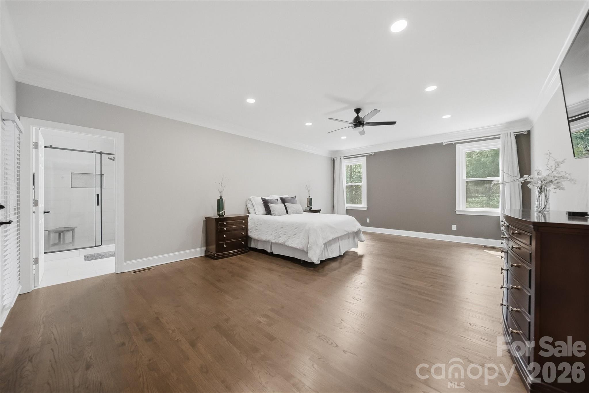 3916 2nd Street Drive NW — Hickory