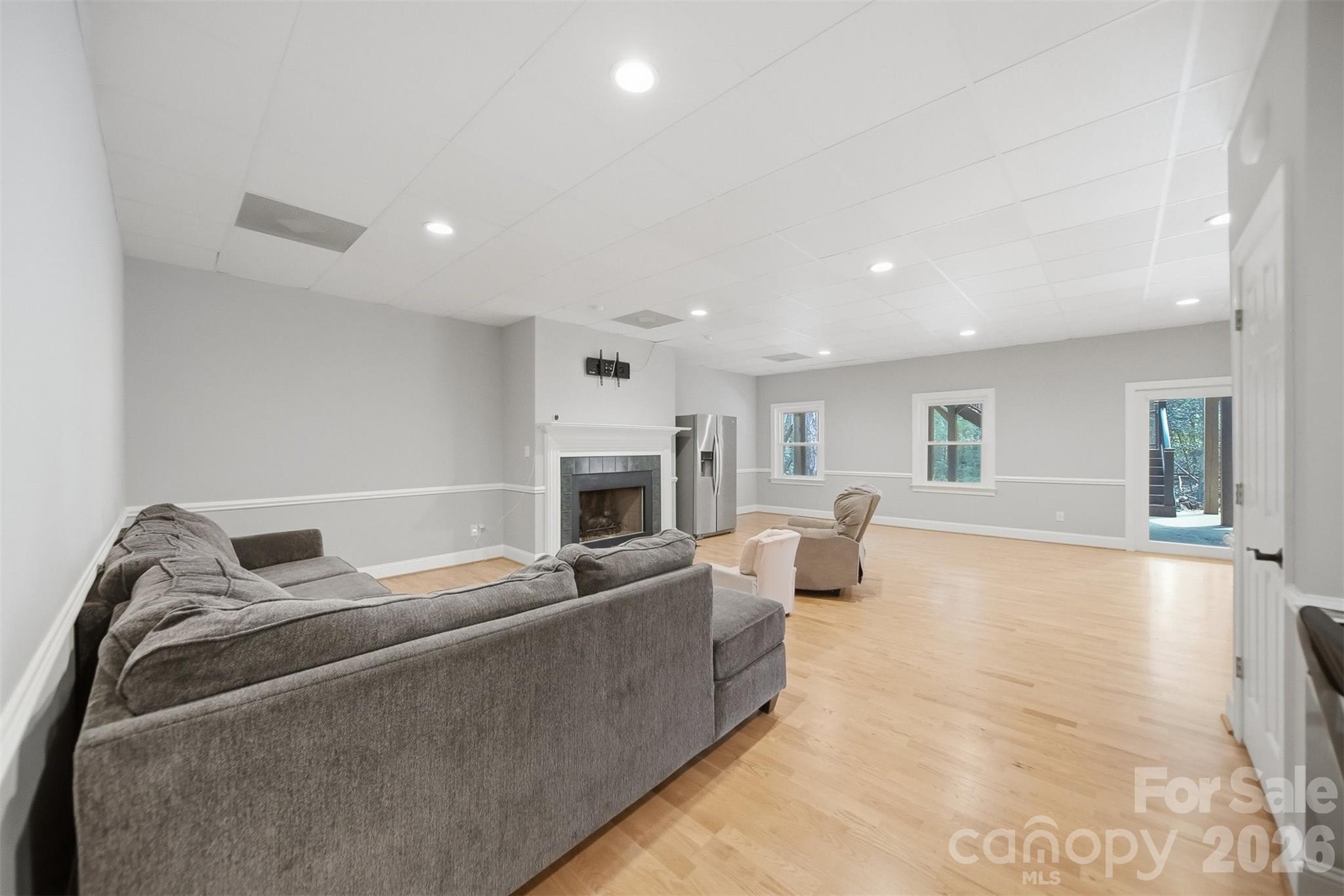 3916 2nd Street Drive NW — Hickory