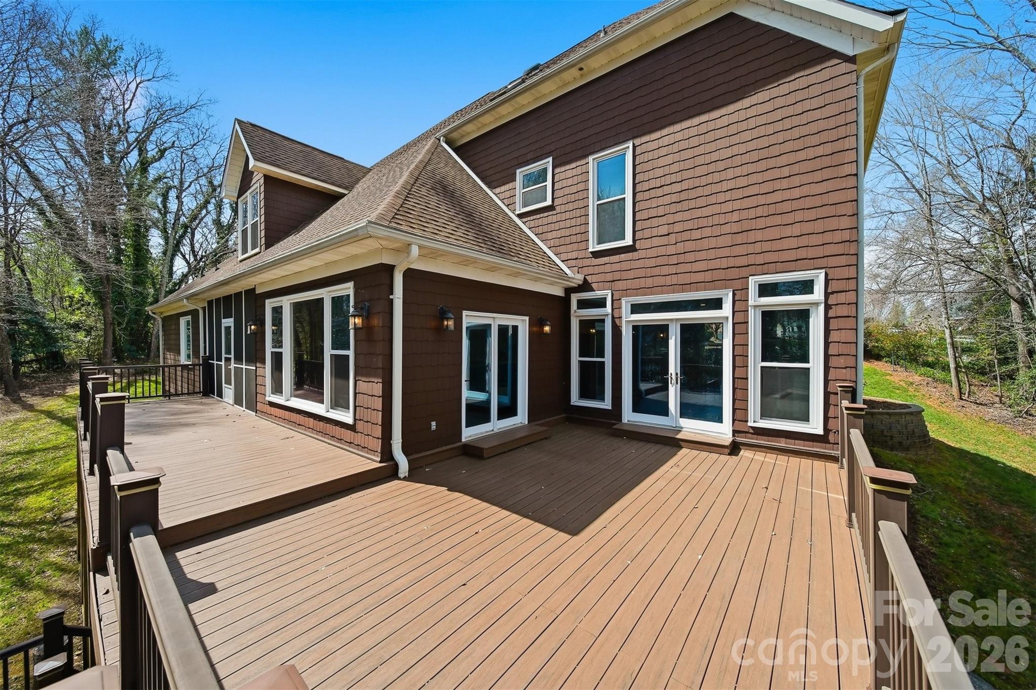 3916 2nd Street Drive NW — Hickory