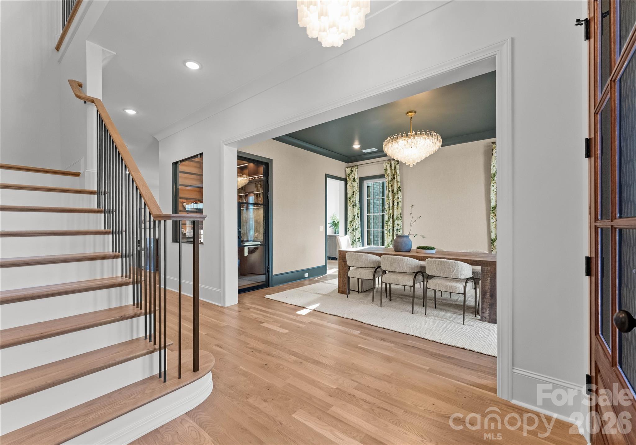 154 N Canterbury Road — Charlotte