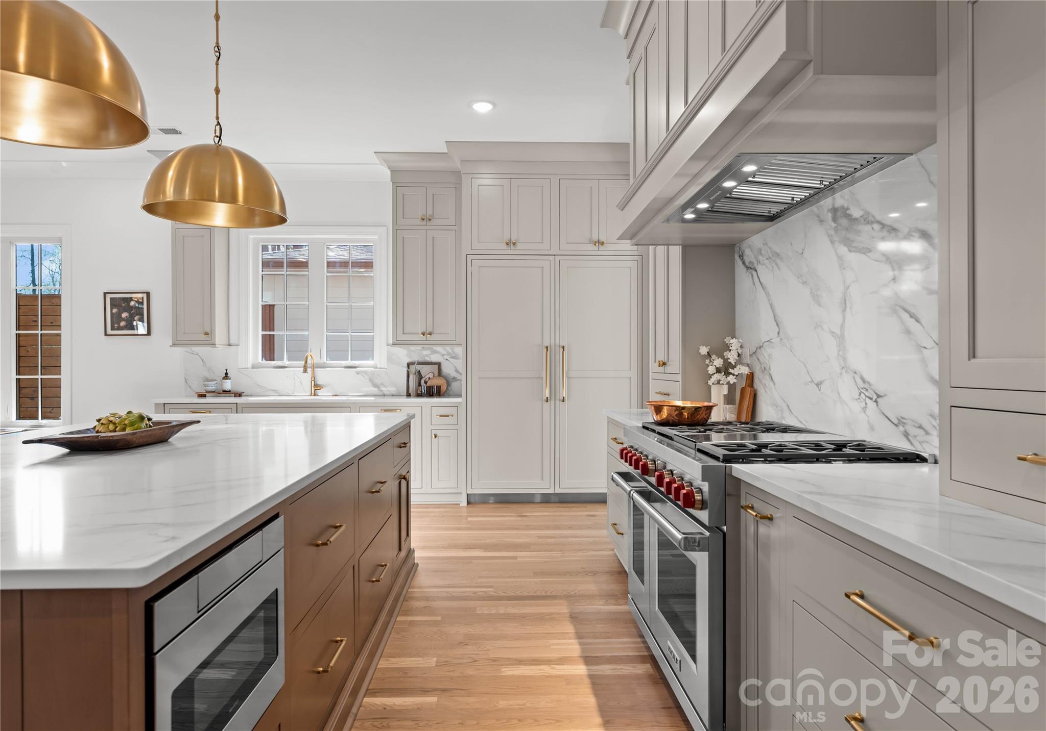 154 N Canterbury Road — Charlotte