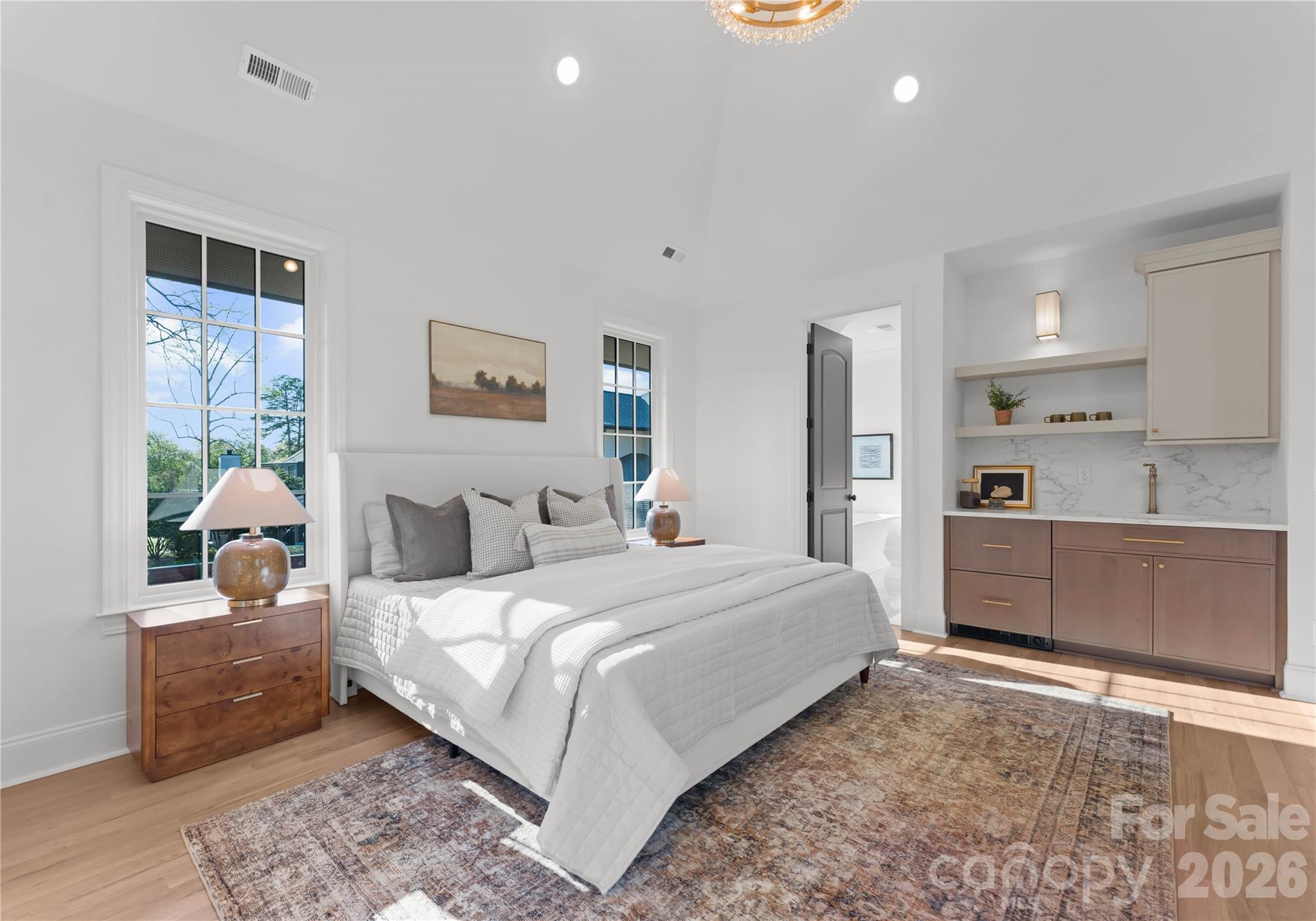 154 N Canterbury Road — Charlotte