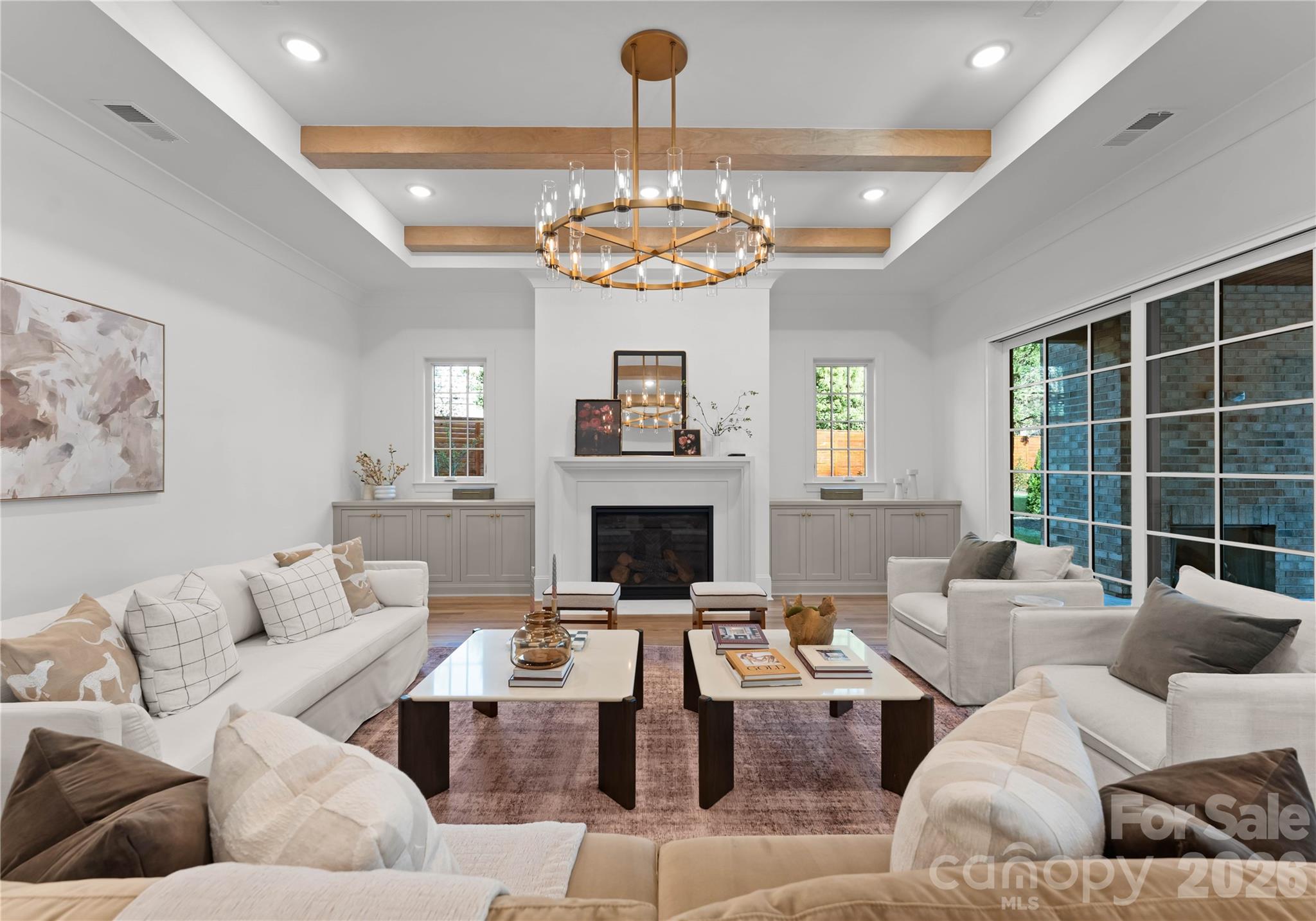 154 N Canterbury Road — Charlotte