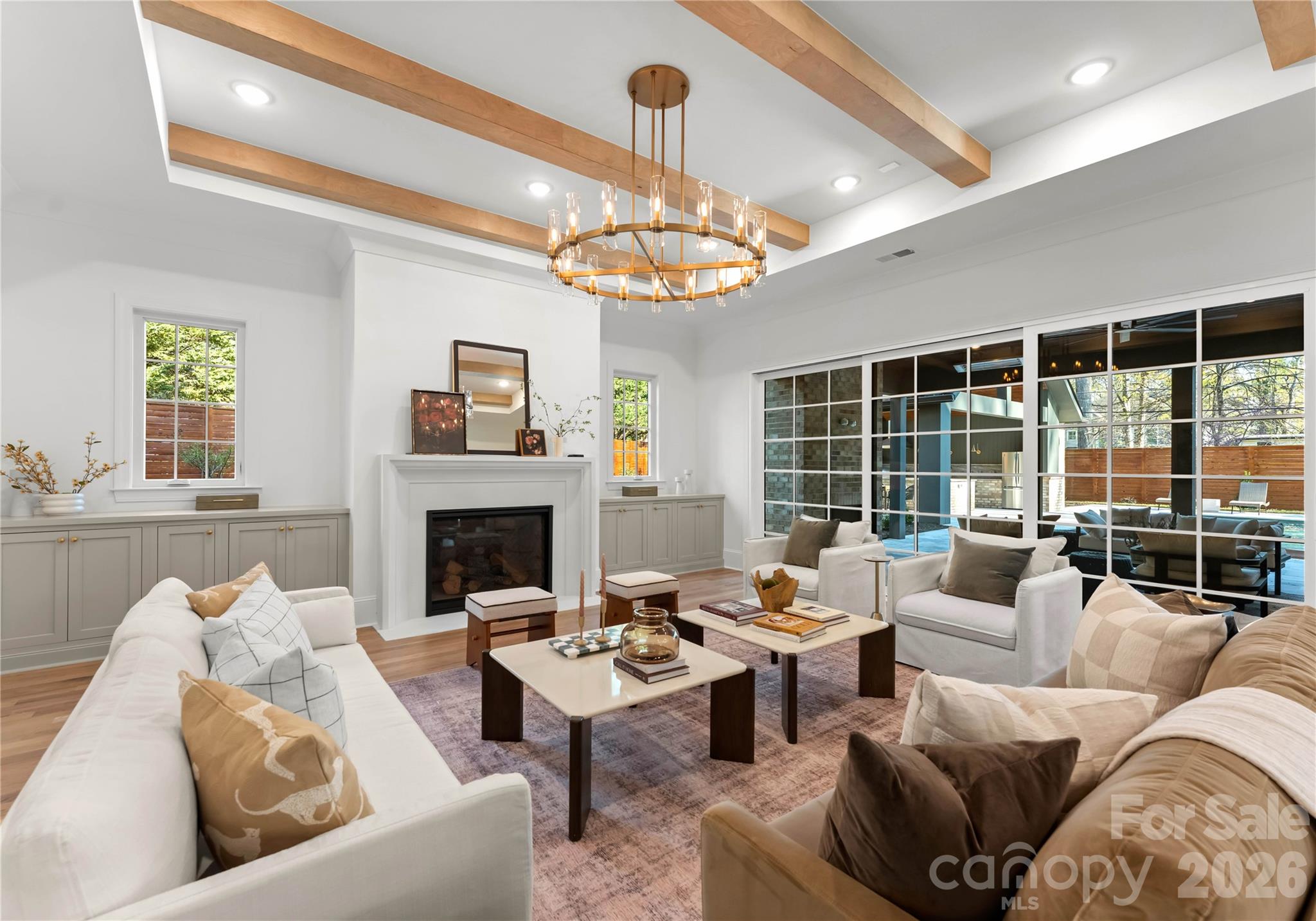 154 N Canterbury Road — Charlotte