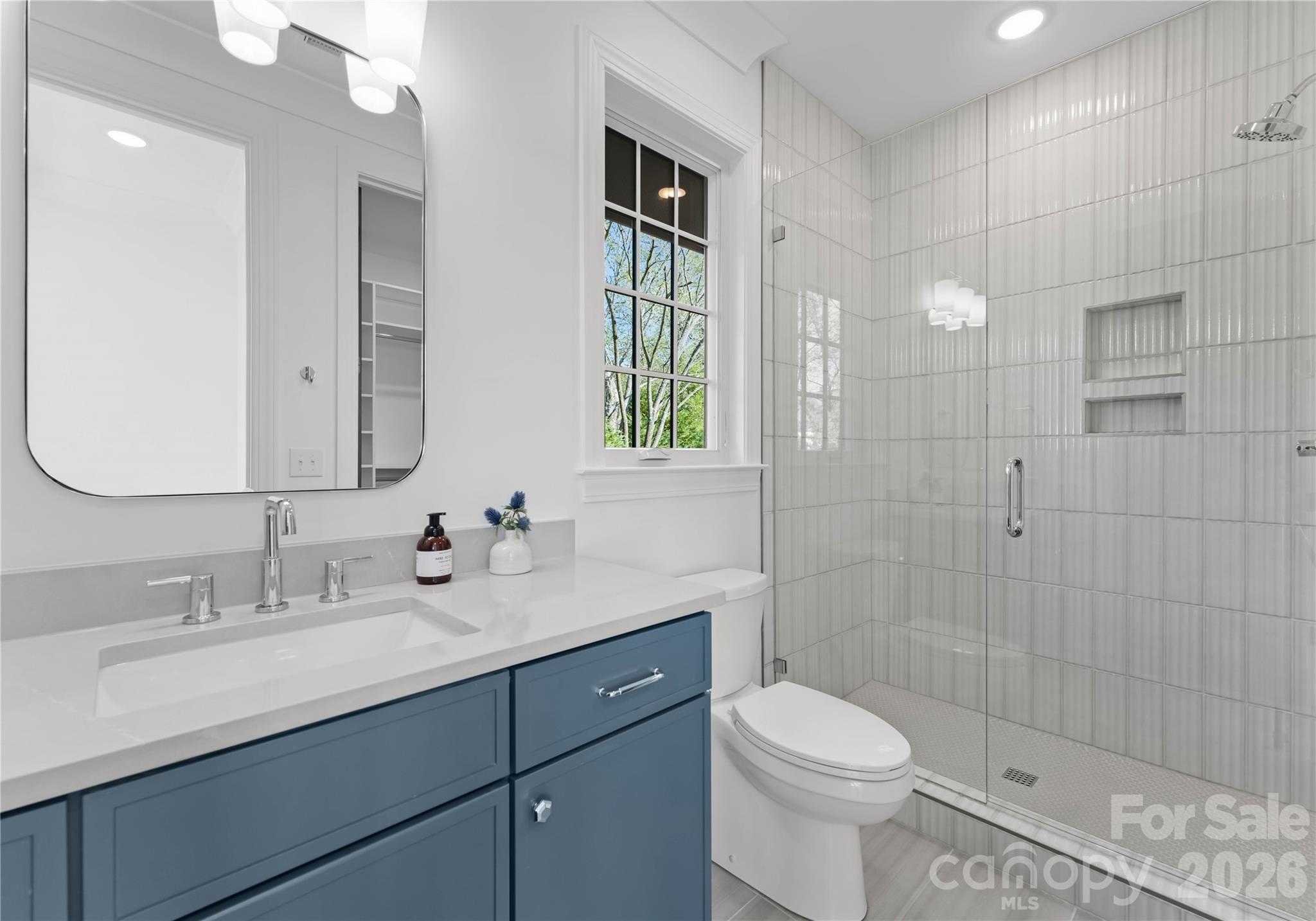 154 N Canterbury Road — Charlotte
